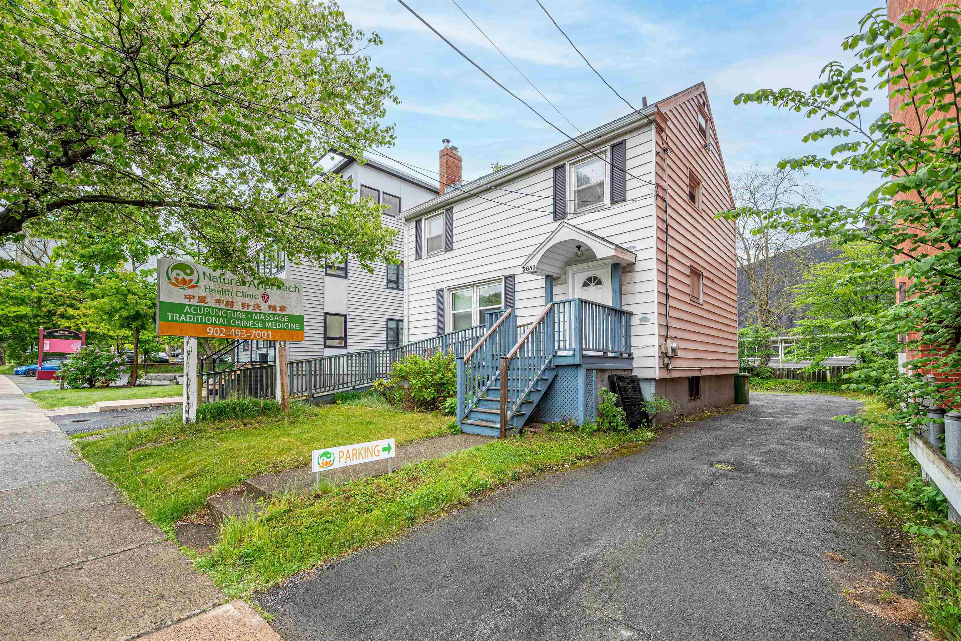 $799,900.00: 2655 Joseph Howe Drive, Halifax