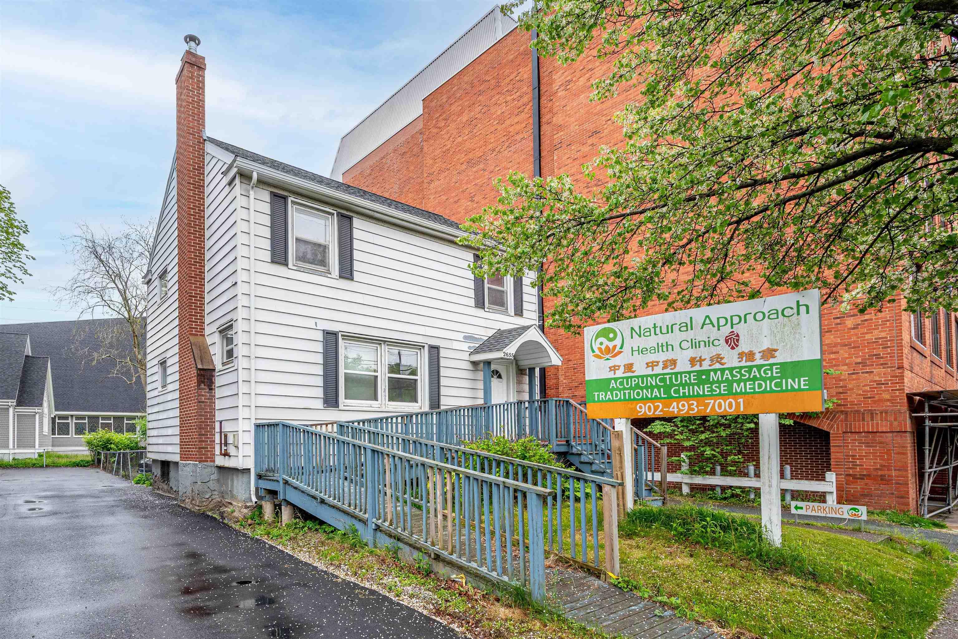 $799,900.00: 2655 Joseph Howe Drive, Halifax