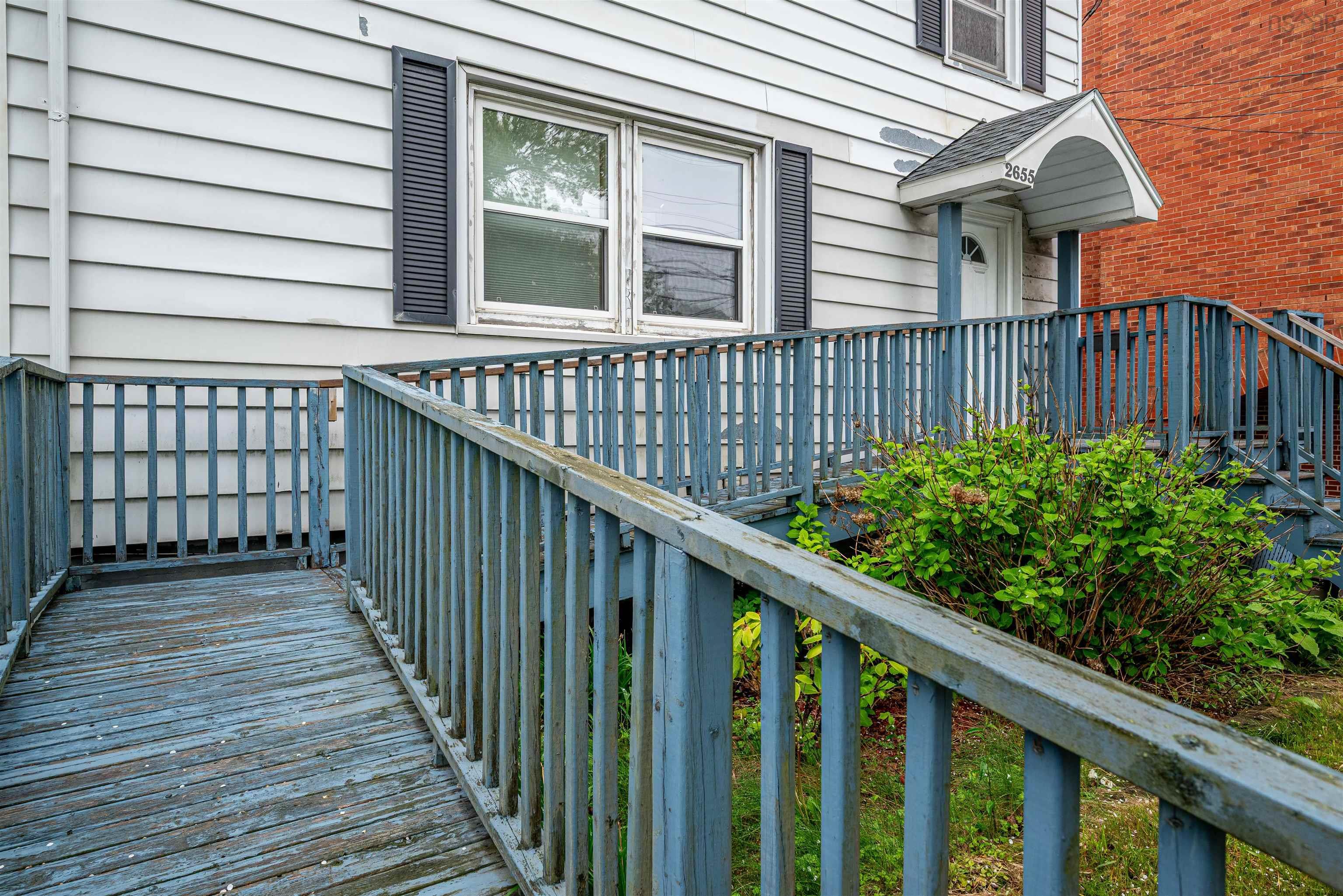 $799,900.00: 2655 Joseph Howe Drive, Halifax