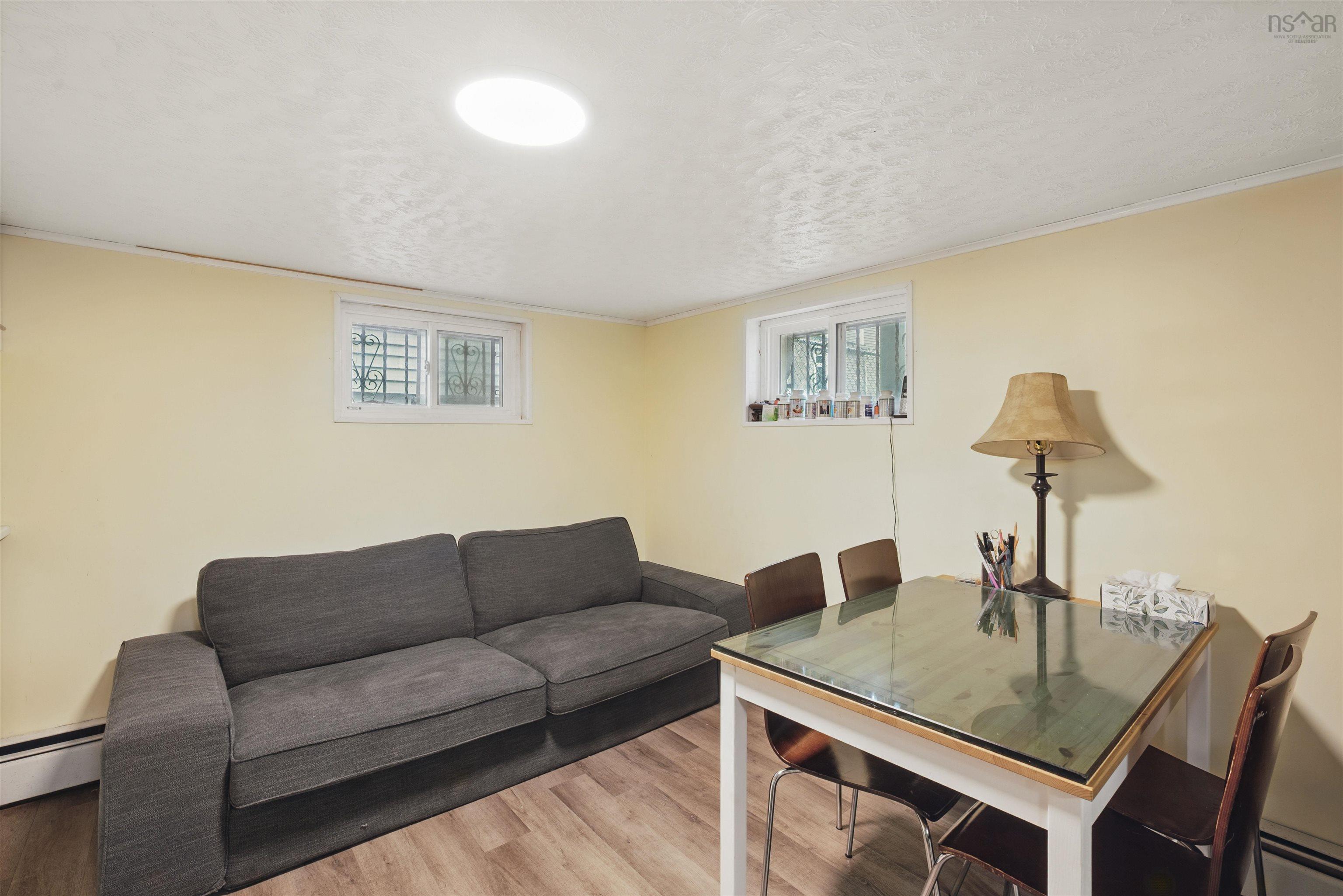 $799,900.00: 2655 Joseph Howe Drive, Halifax