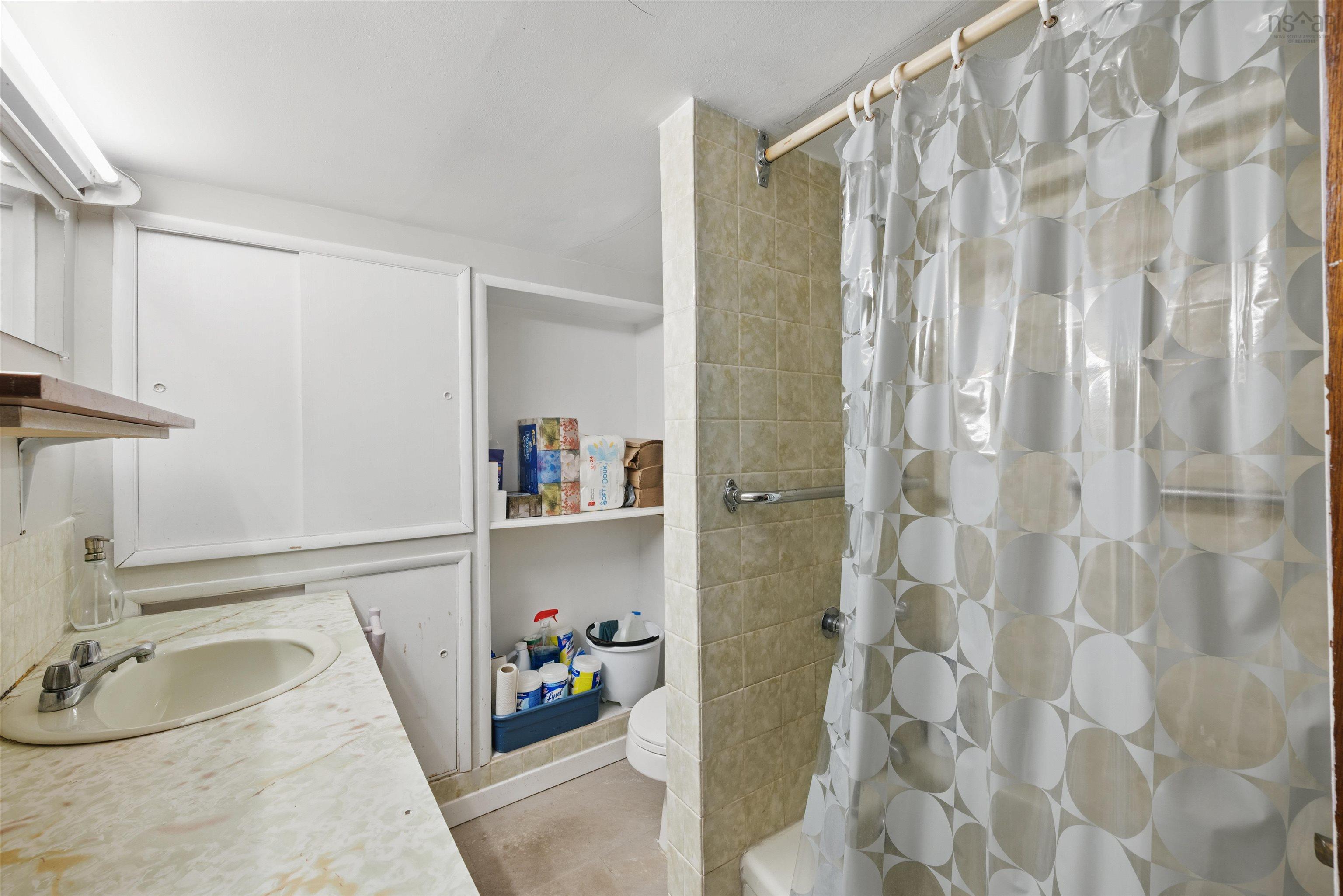 $799,900.00: 2655 Joseph Howe Drive, Halifax