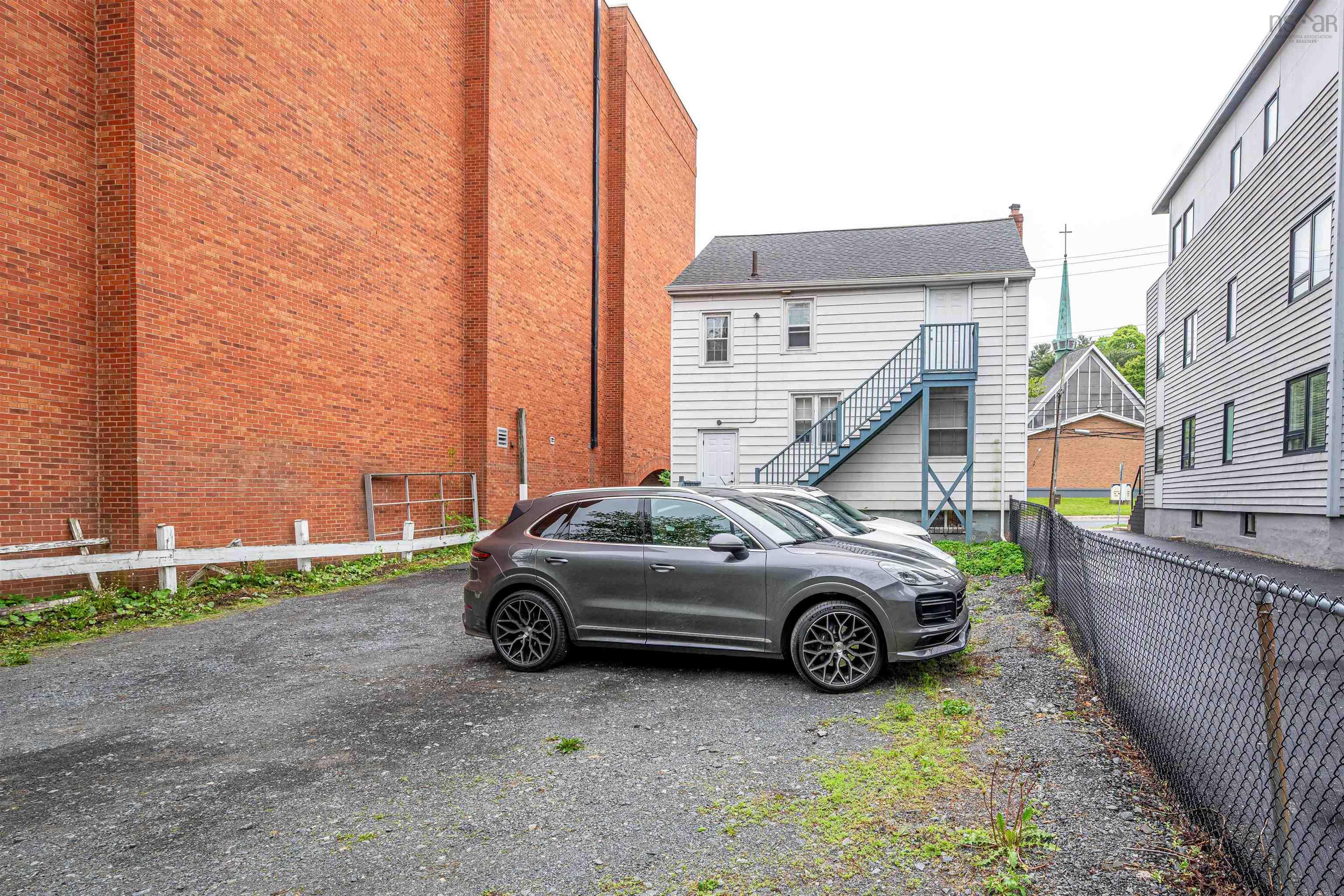 $799,900.00: 2655 Joseph Howe Drive, Halifax