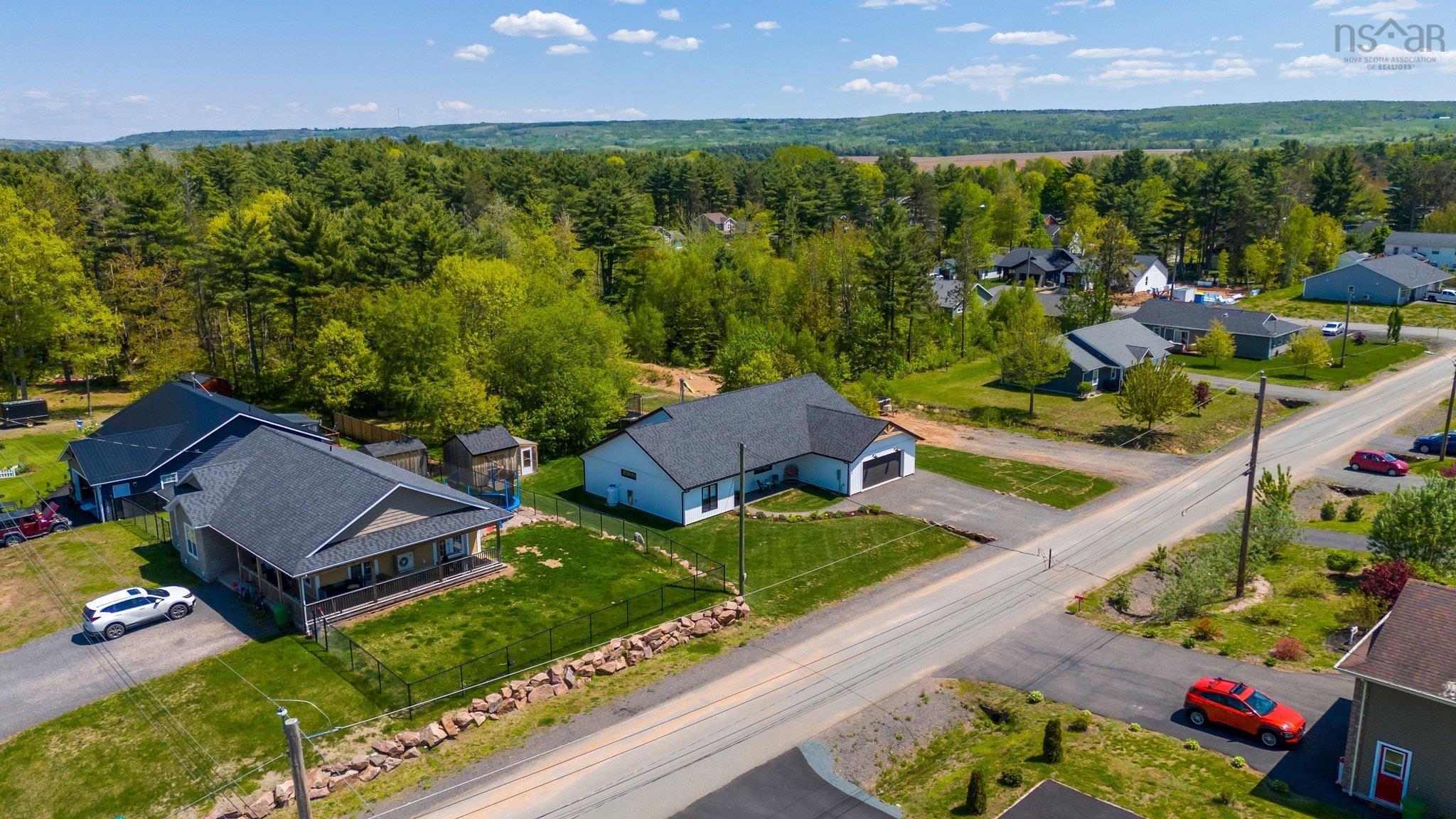 $689,000.00: 98 Durno Drive, Cambridge