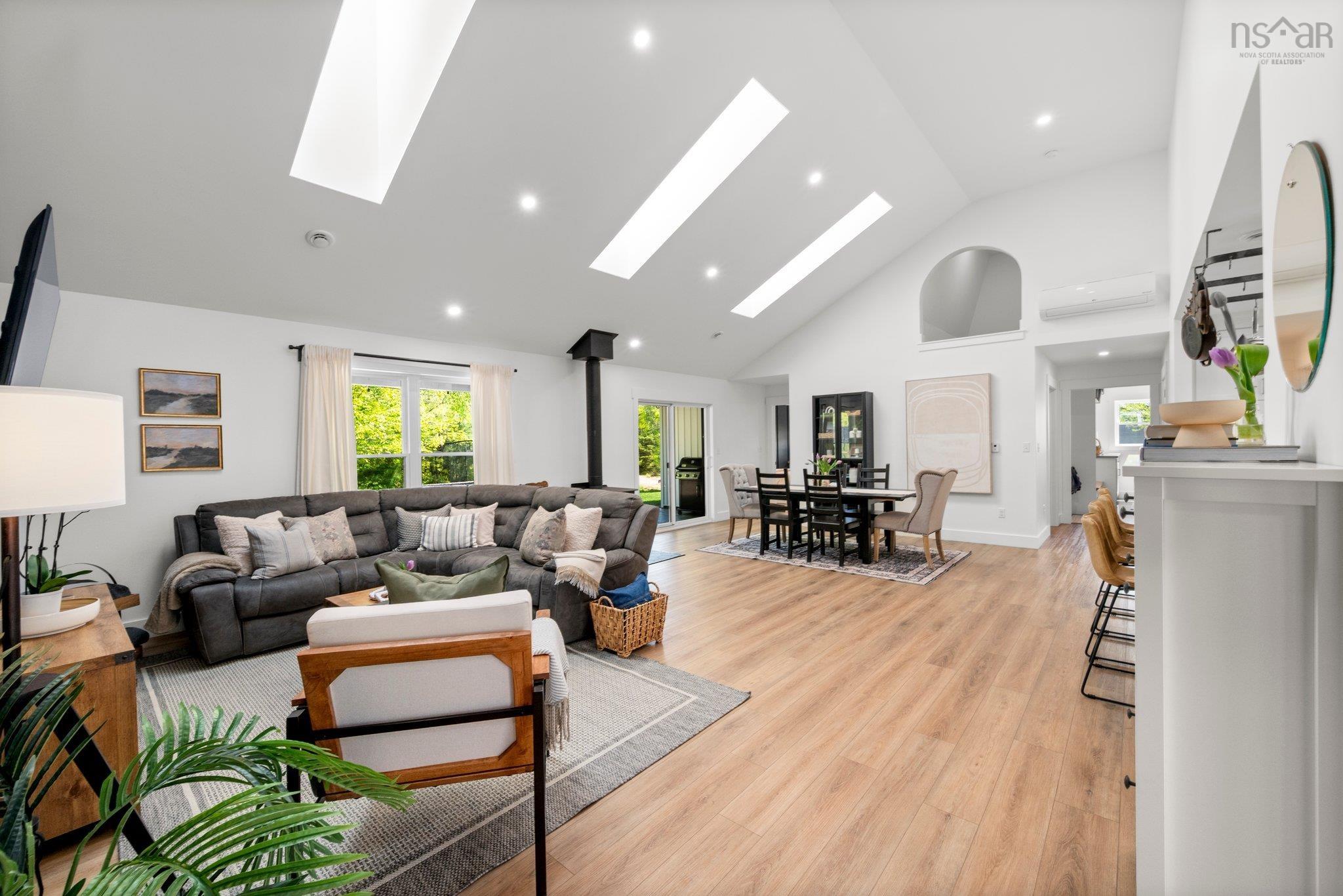 $689,000.00: 98 Durno Drive, Cambridge