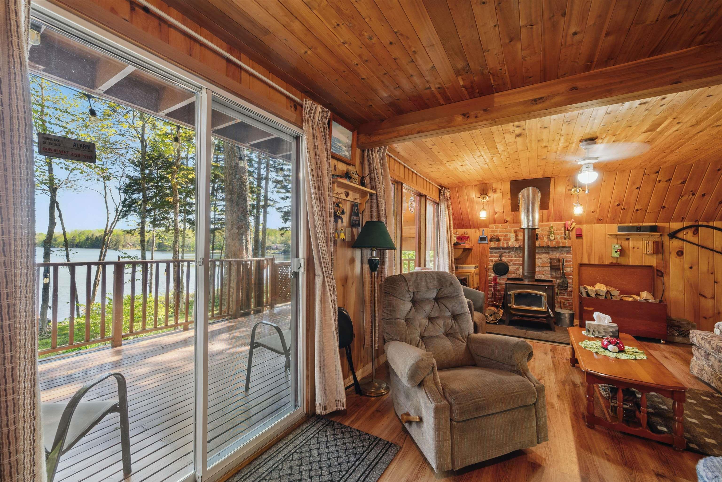 $298,800.00: 296 Lakeshore Drive, New Russell