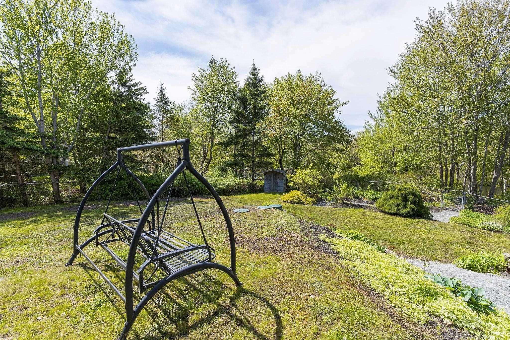 $699,900.00: 5 Waterloo Way, Stillwater Lake