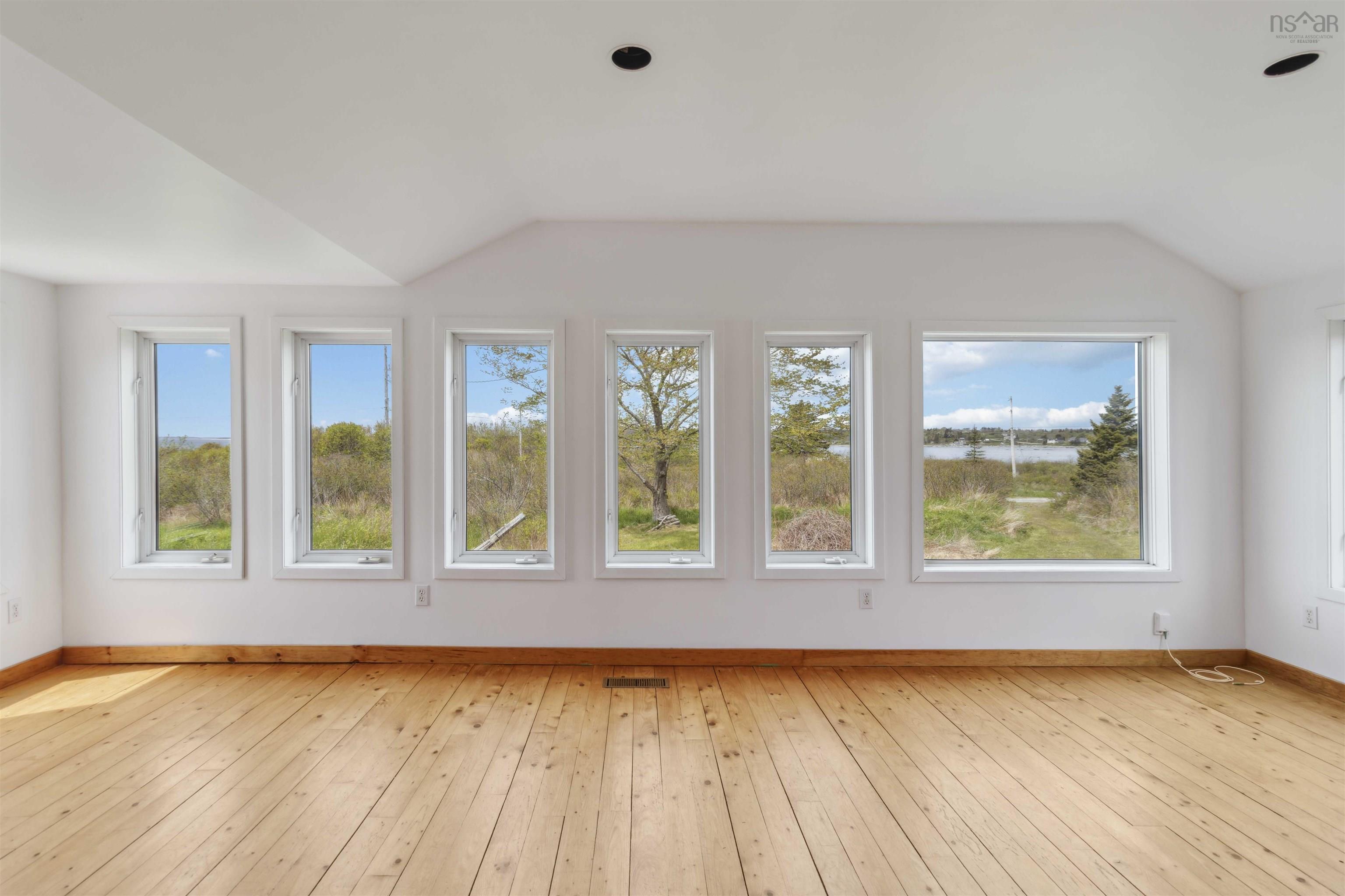 $425,000.00: 21 West Berlin Wharf Road, West Berlin