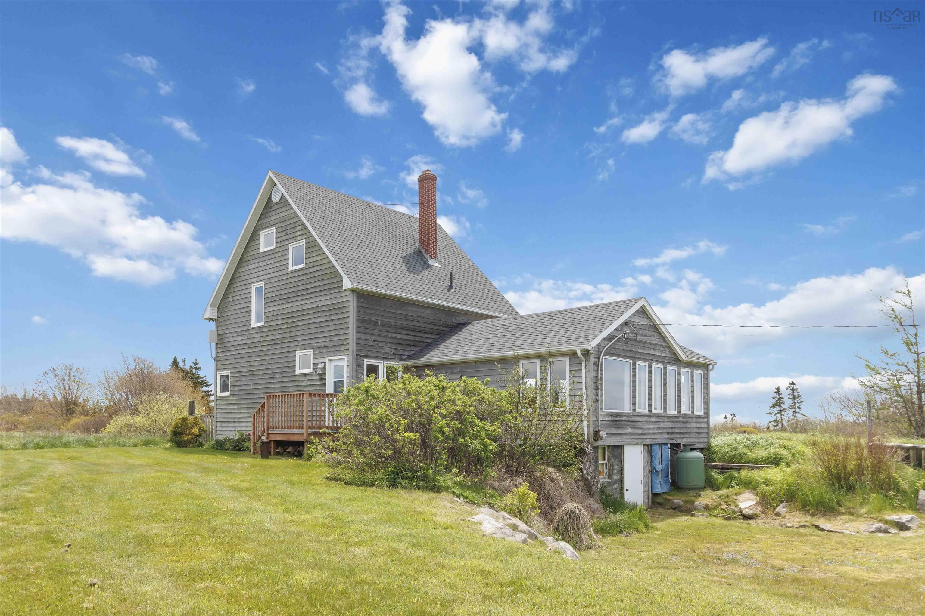 $425,000.00: 21 West Berlin Wharf Road, West Berlin