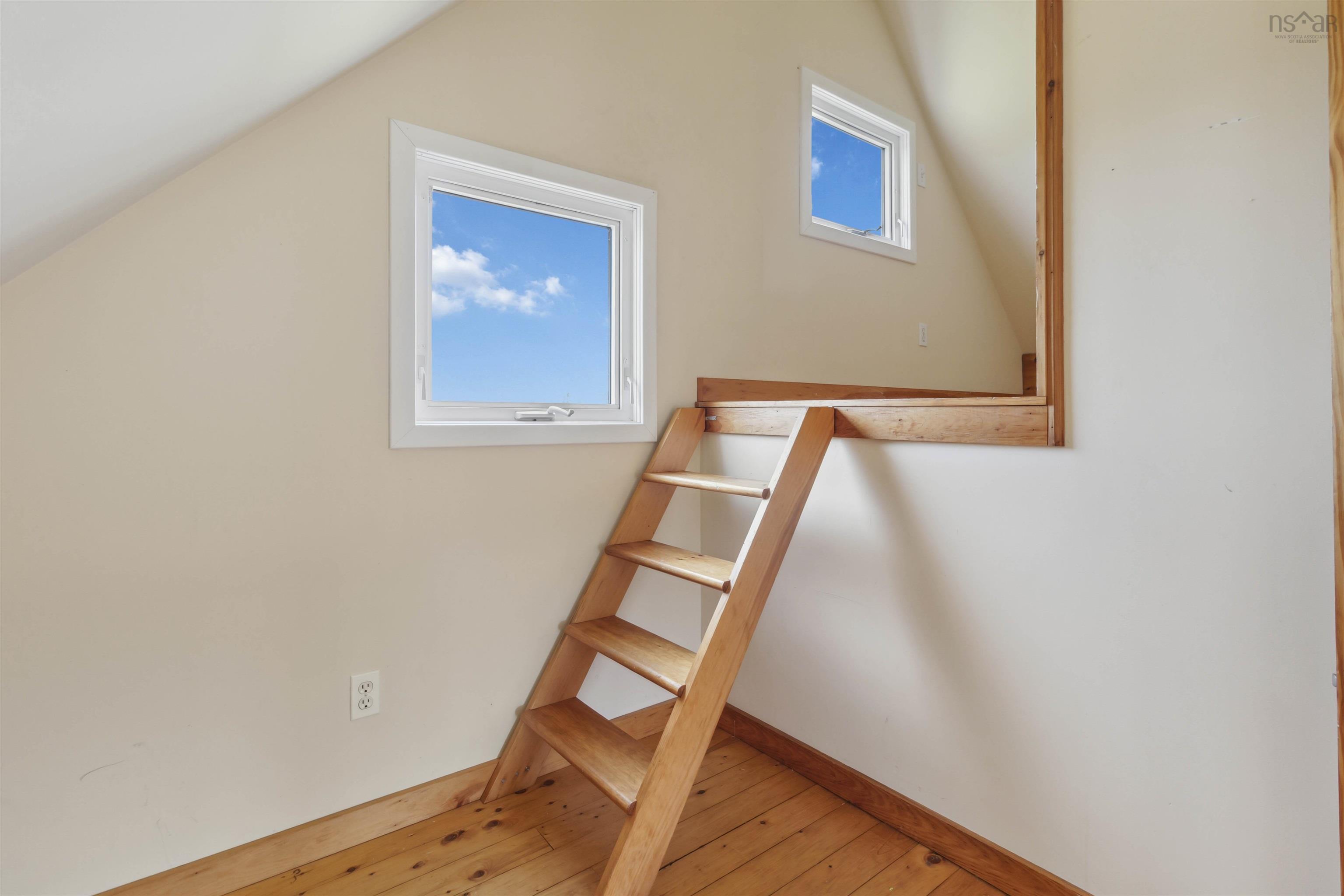 $425,000.00: 21 West Berlin Wharf Road, West Berlin