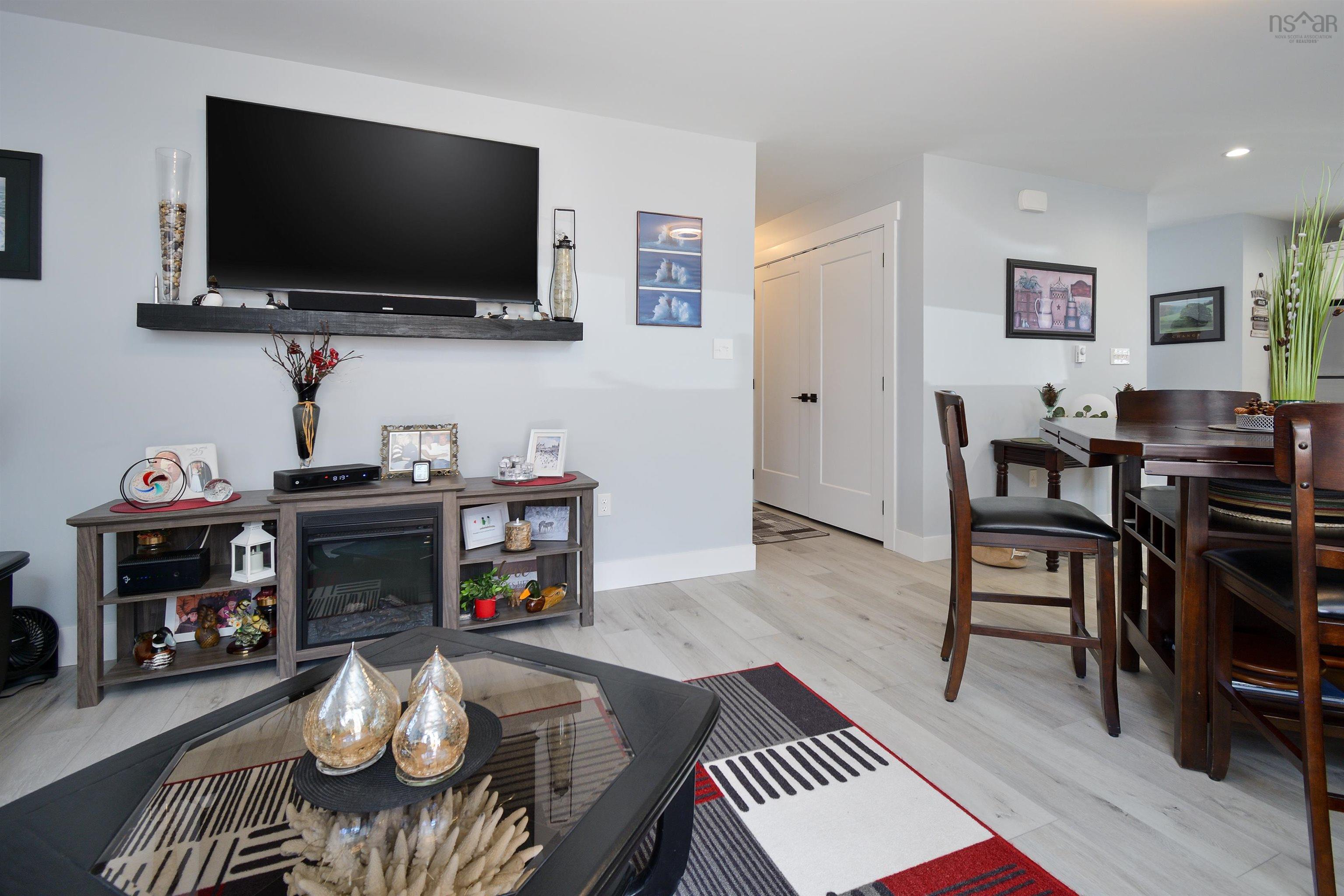 $1,175,000.00: 1-6 Daisy Lane    Baddeck, Baddeck