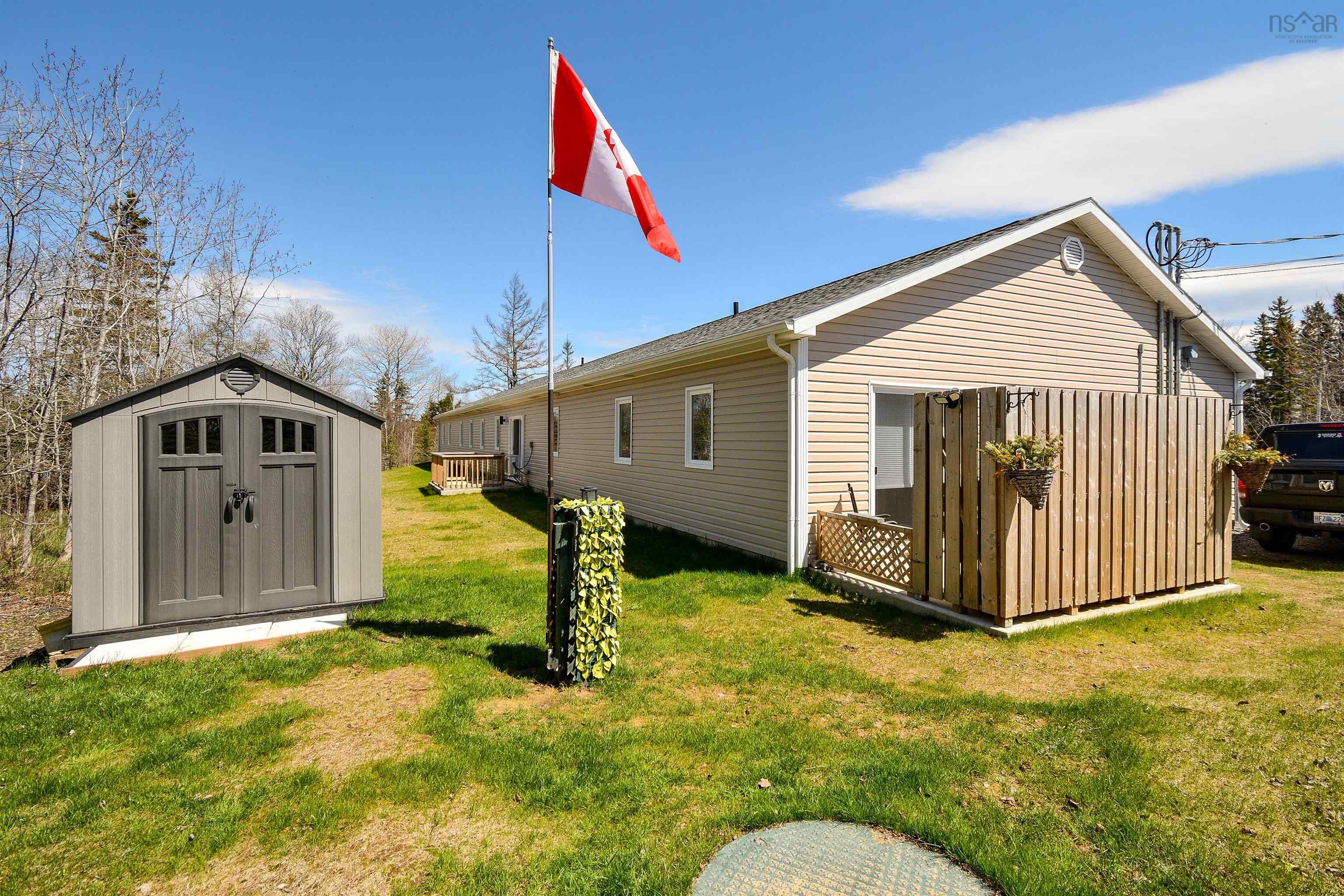 $1,175,000.00: 1-6 Daisy Lane    Baddeck, Baddeck