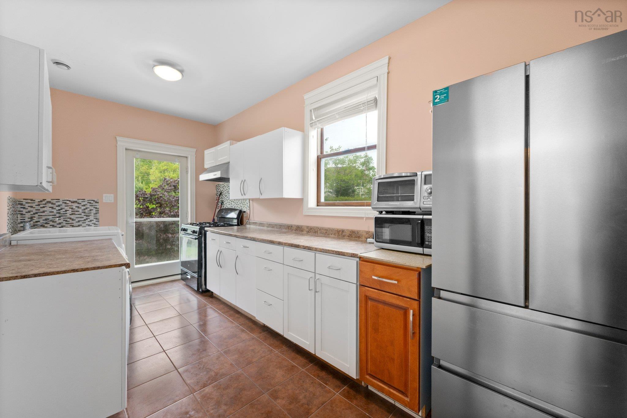 $1,749,900.00: 72 Worthington Place, Bedford