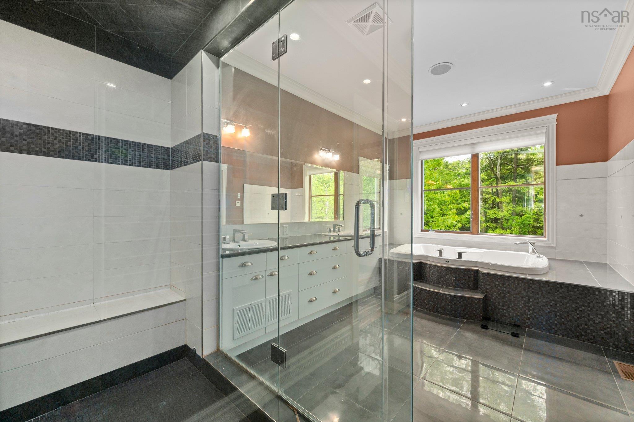 $1,749,900.00: 72 Worthington Place, Bedford
