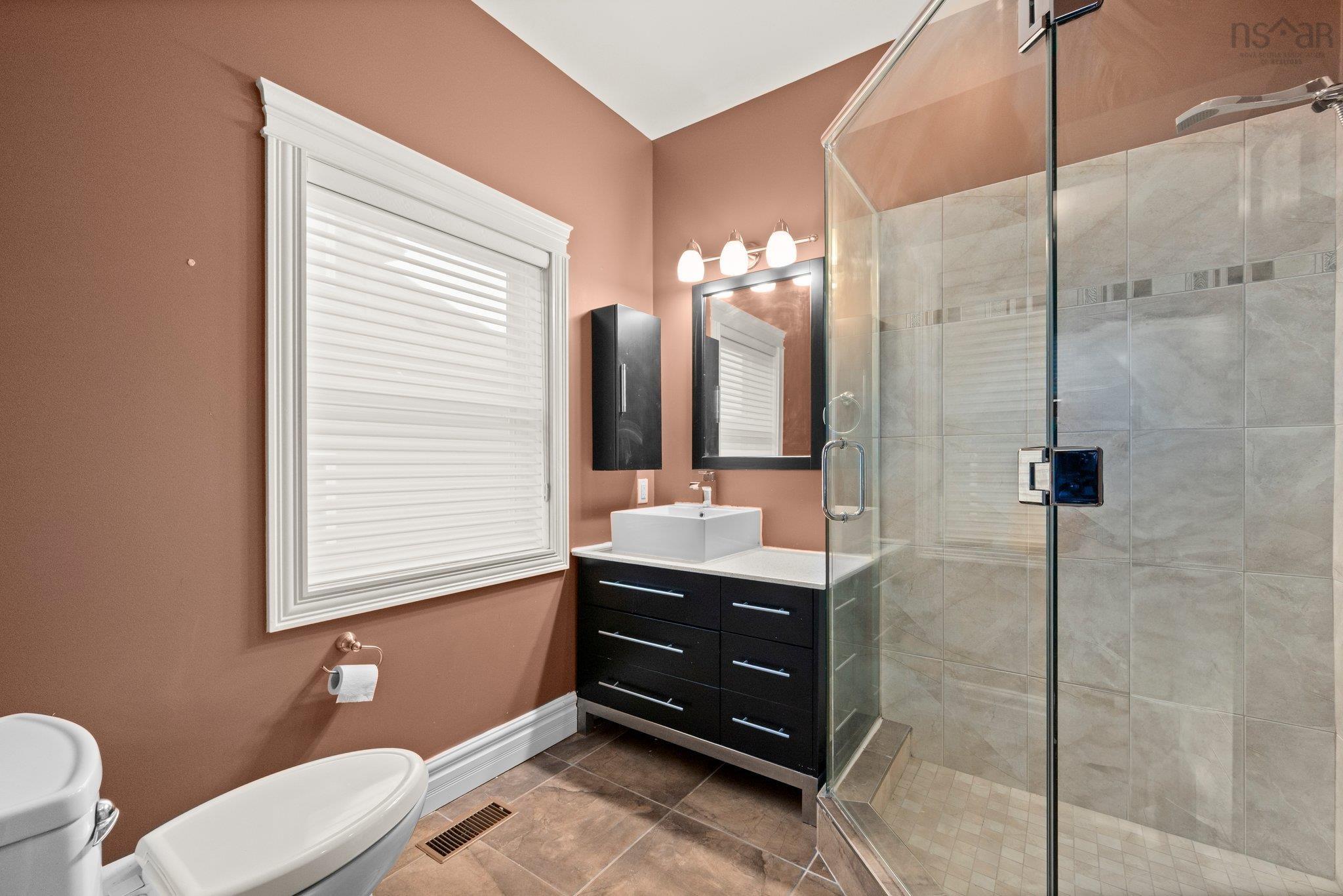 $1,749,900.00: 72 Worthington Place, Bedford