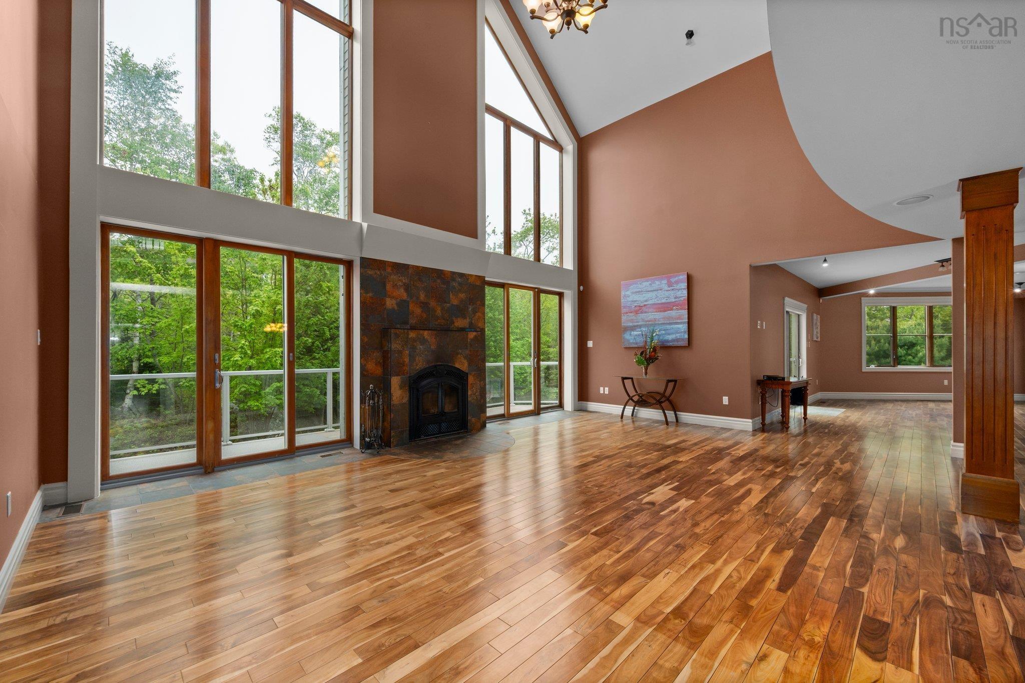 $1,749,900.00: 72 Worthington Place, Bedford