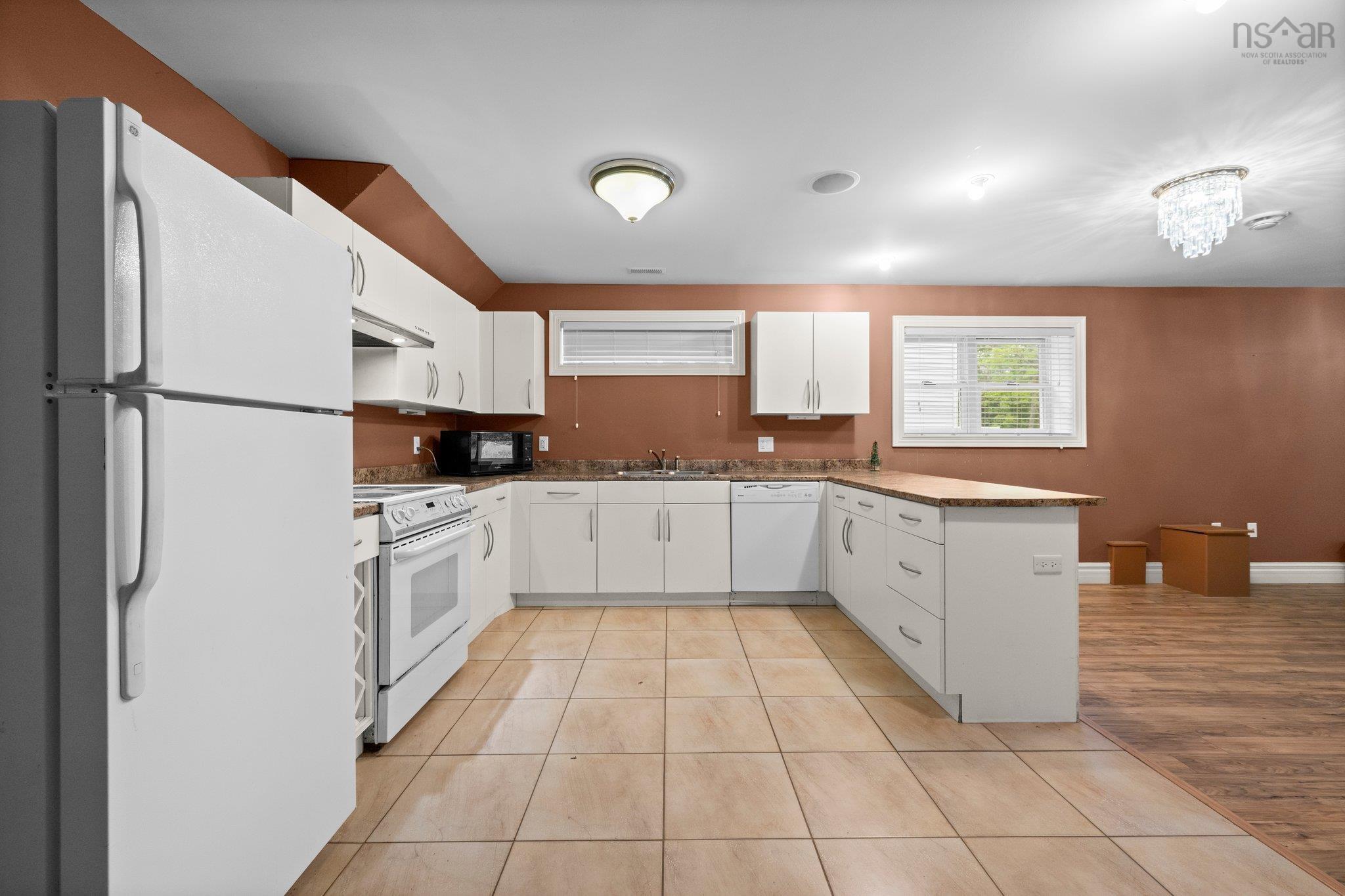 $1,749,900.00: 72 Worthington Place, Bedford