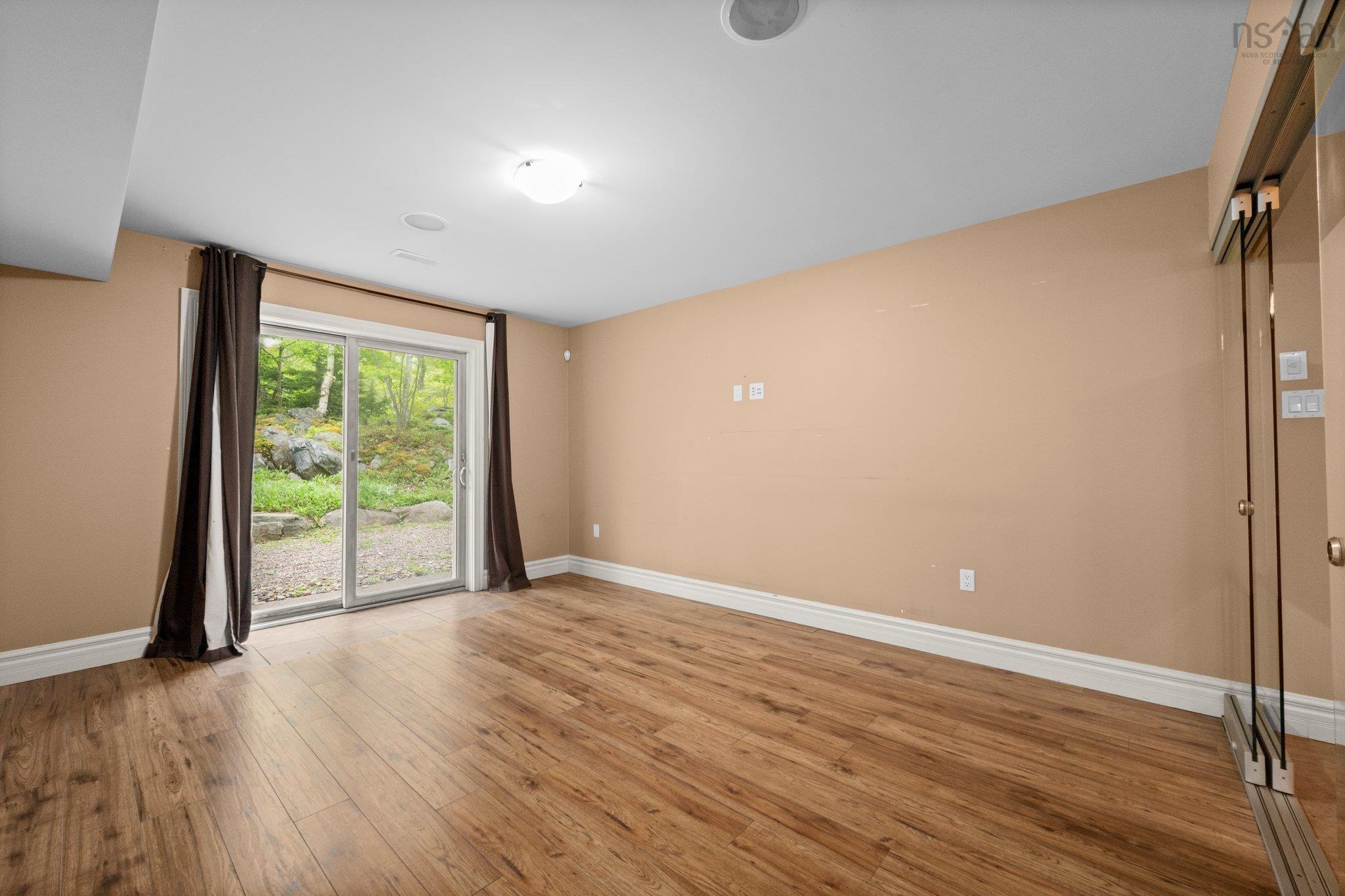 $1,749,900.00: 72 Worthington Place, Bedford