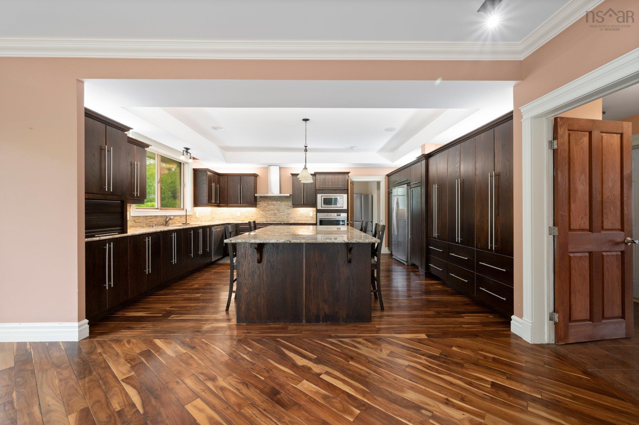 $1,749,900.00: 72 Worthington Place, Bedford