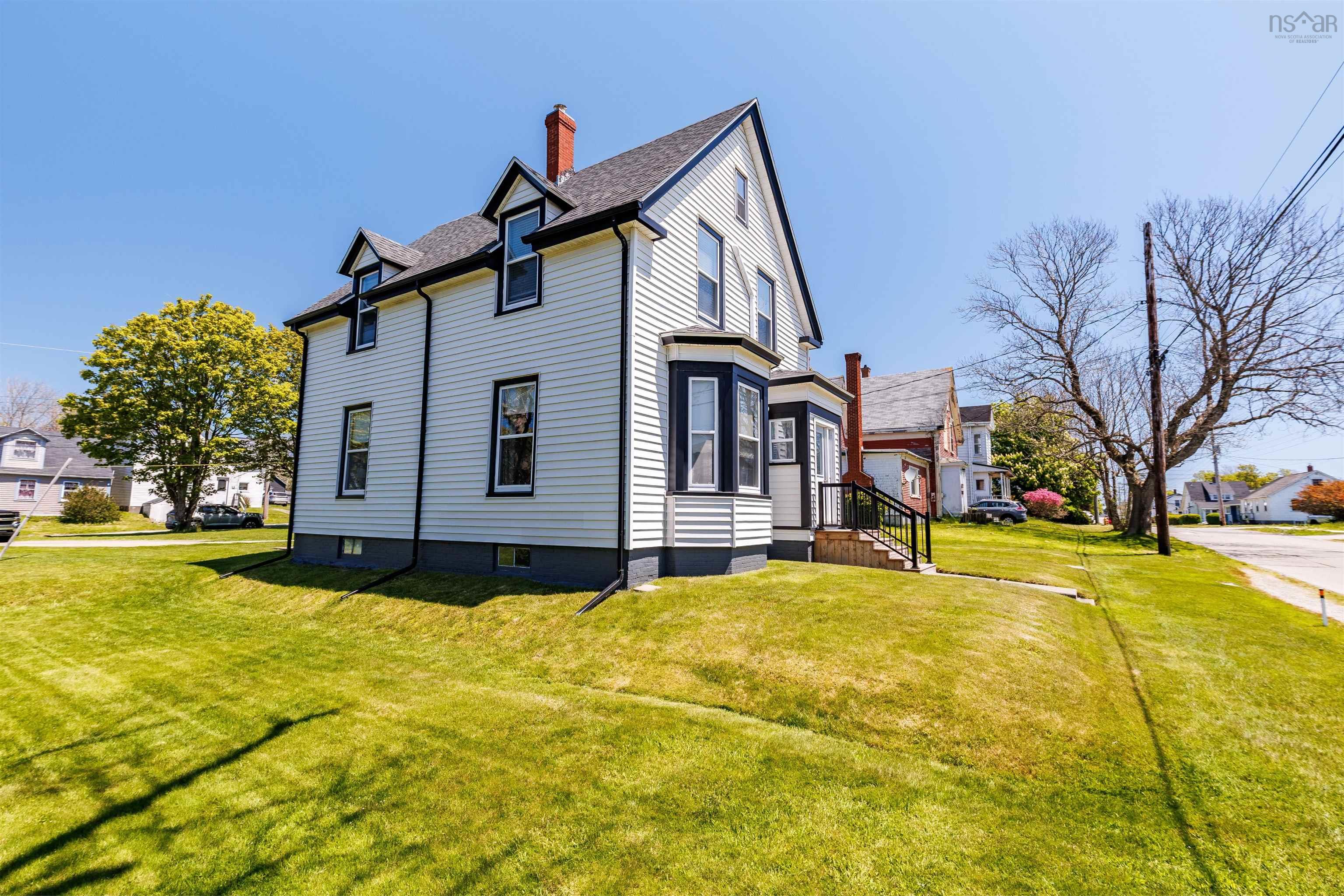 $425,000.00: 26 King Street, Yarmouth