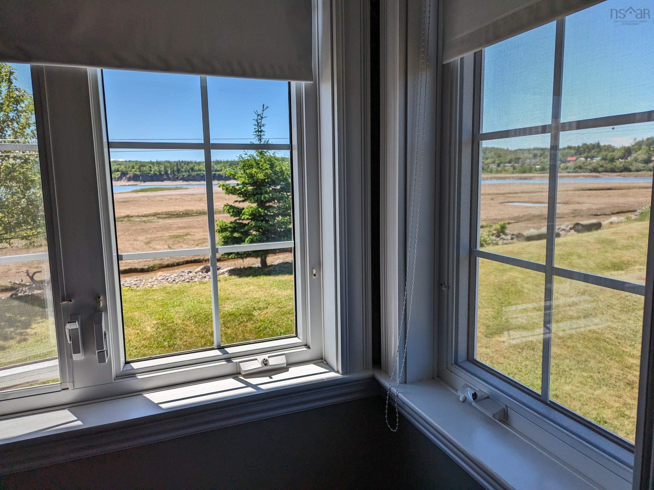$389,900.00: 394 Pier Road, Parrsboro