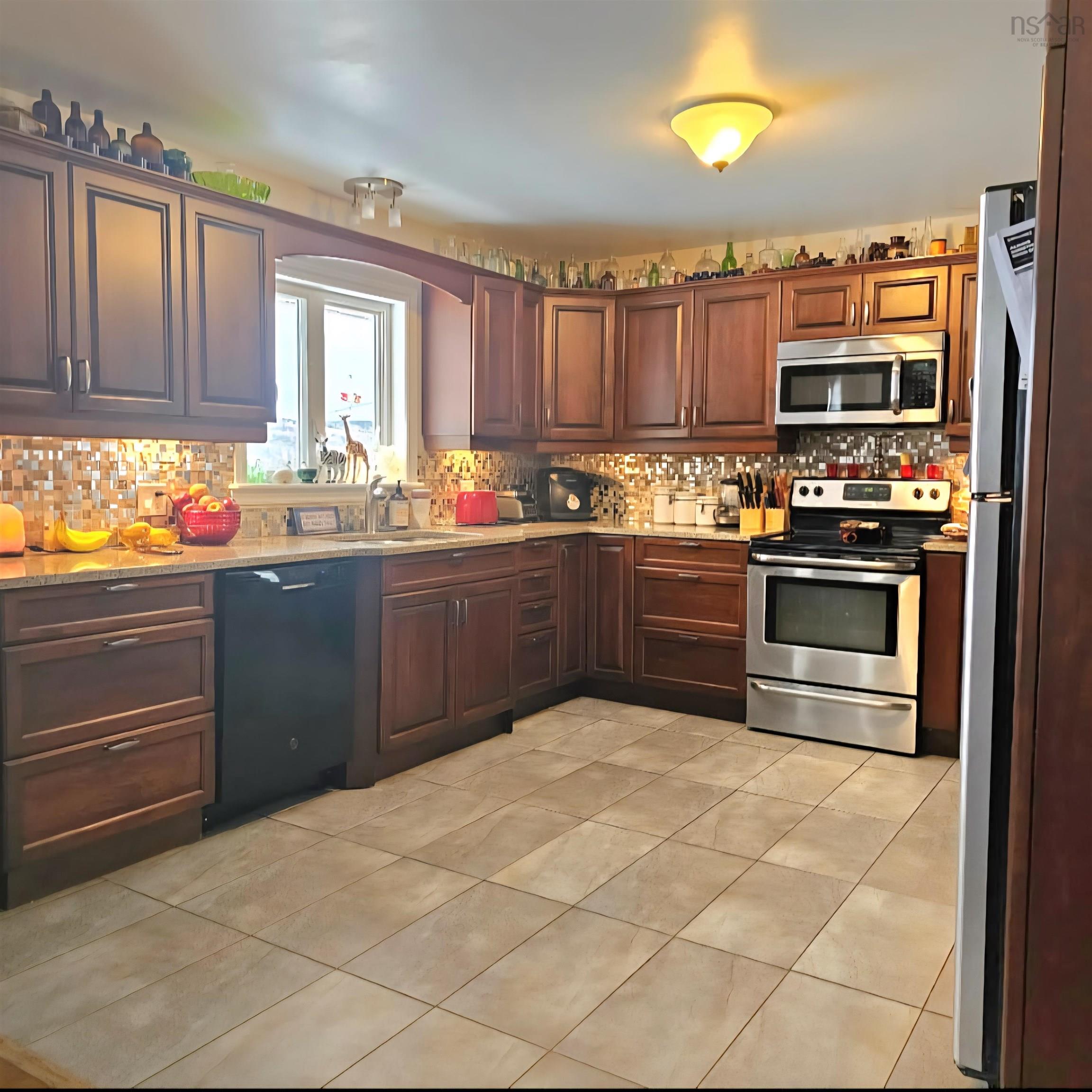 $549,900.00: 11197 Hwy 16 Riverside, Guysborough