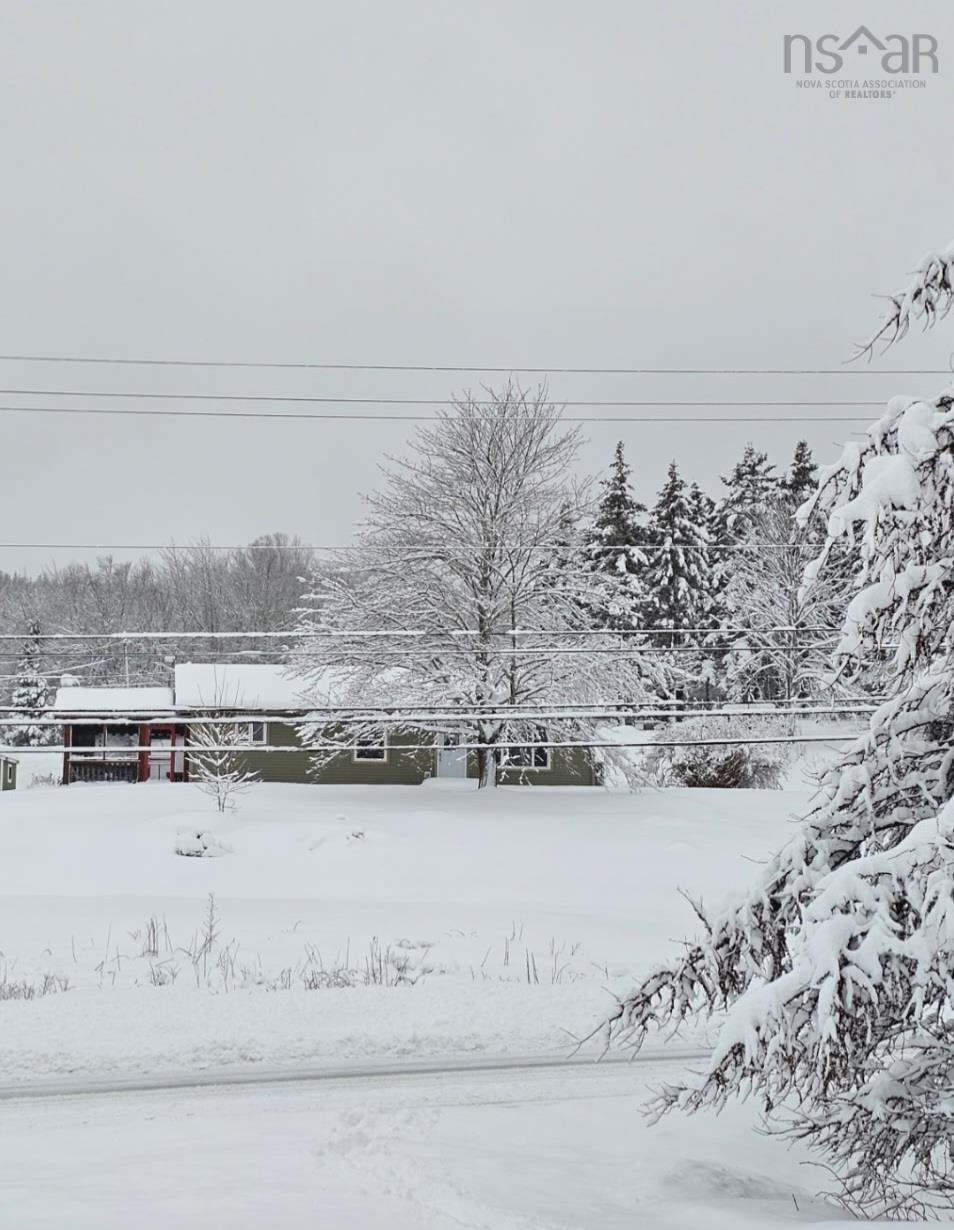 $549,900.00: 11197 Hwy 16 Riverside, Guysborough