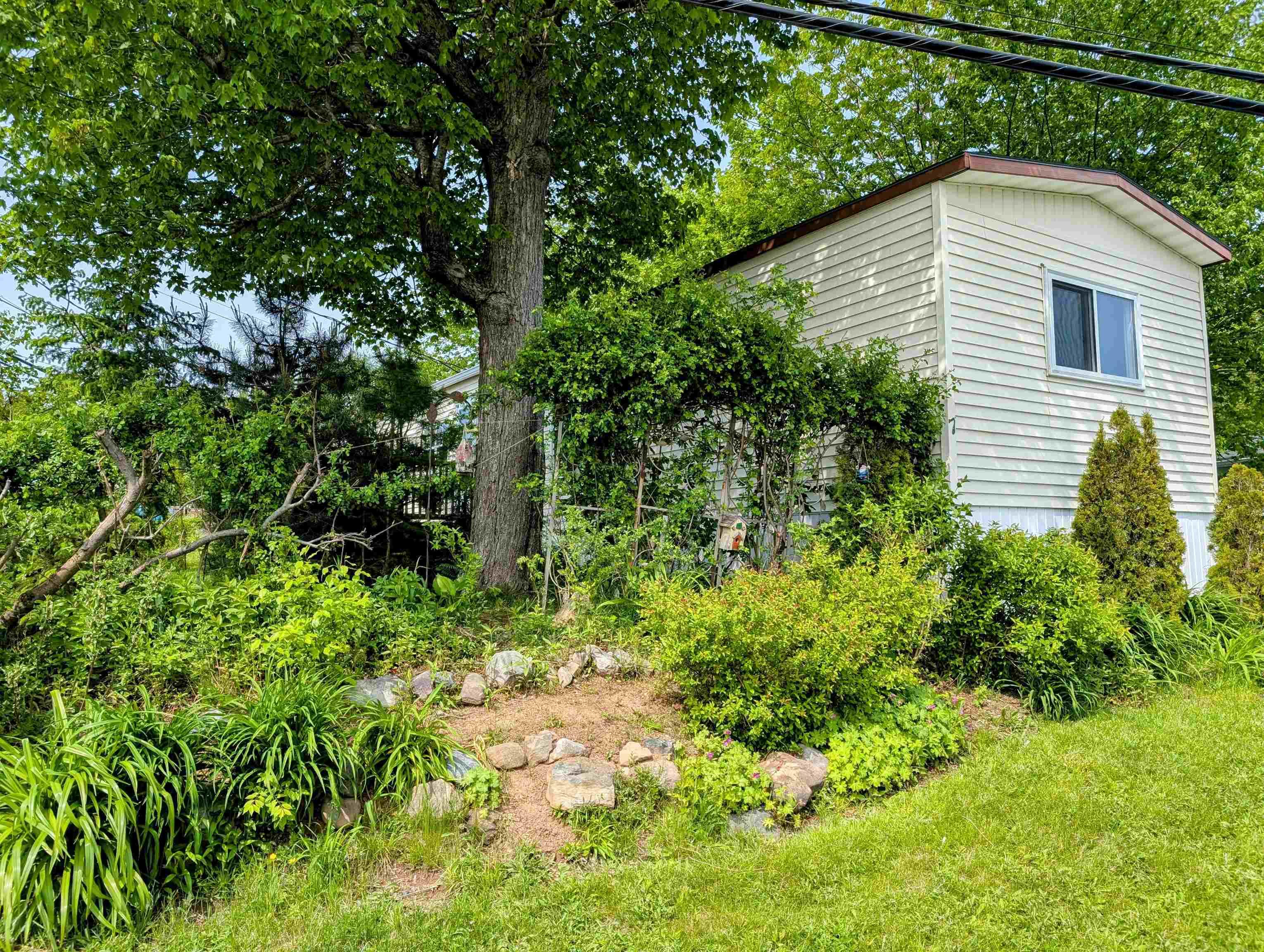 7 Manor Drive, Lower Sackville, NS (MLS® 202513272)