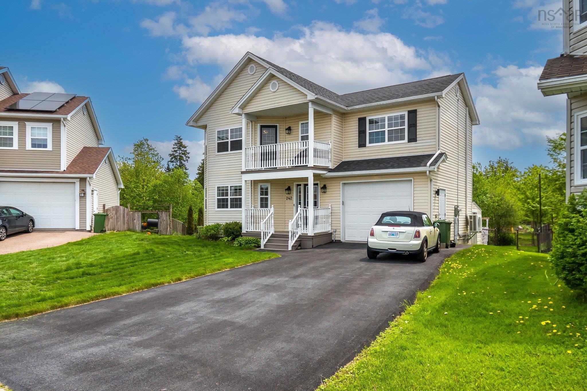 $689,900.00: 242 Stanfield Avenue, Dartmouth