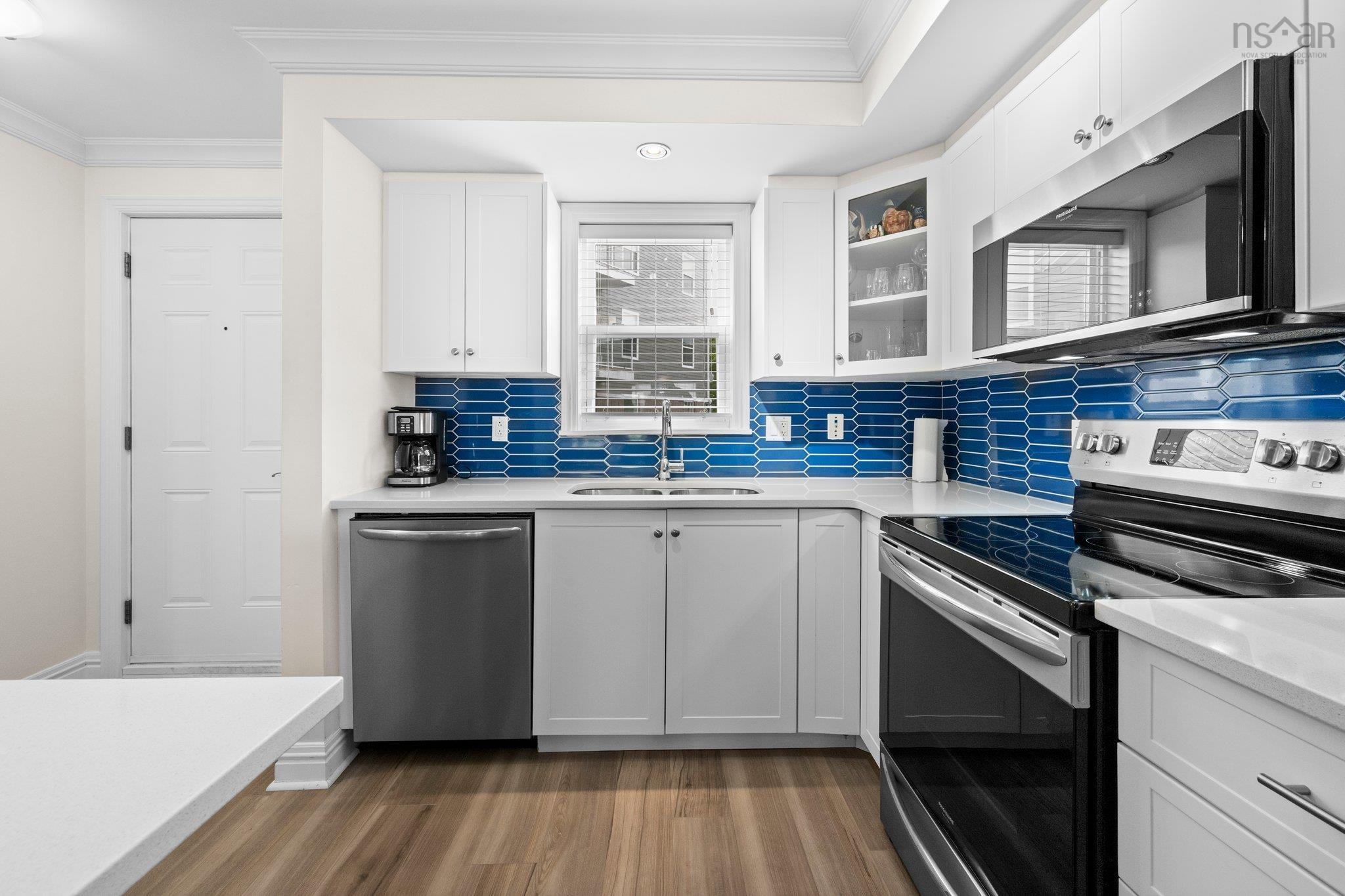 $339,900.00: 201 52 Irishtown Road, Dartmouth