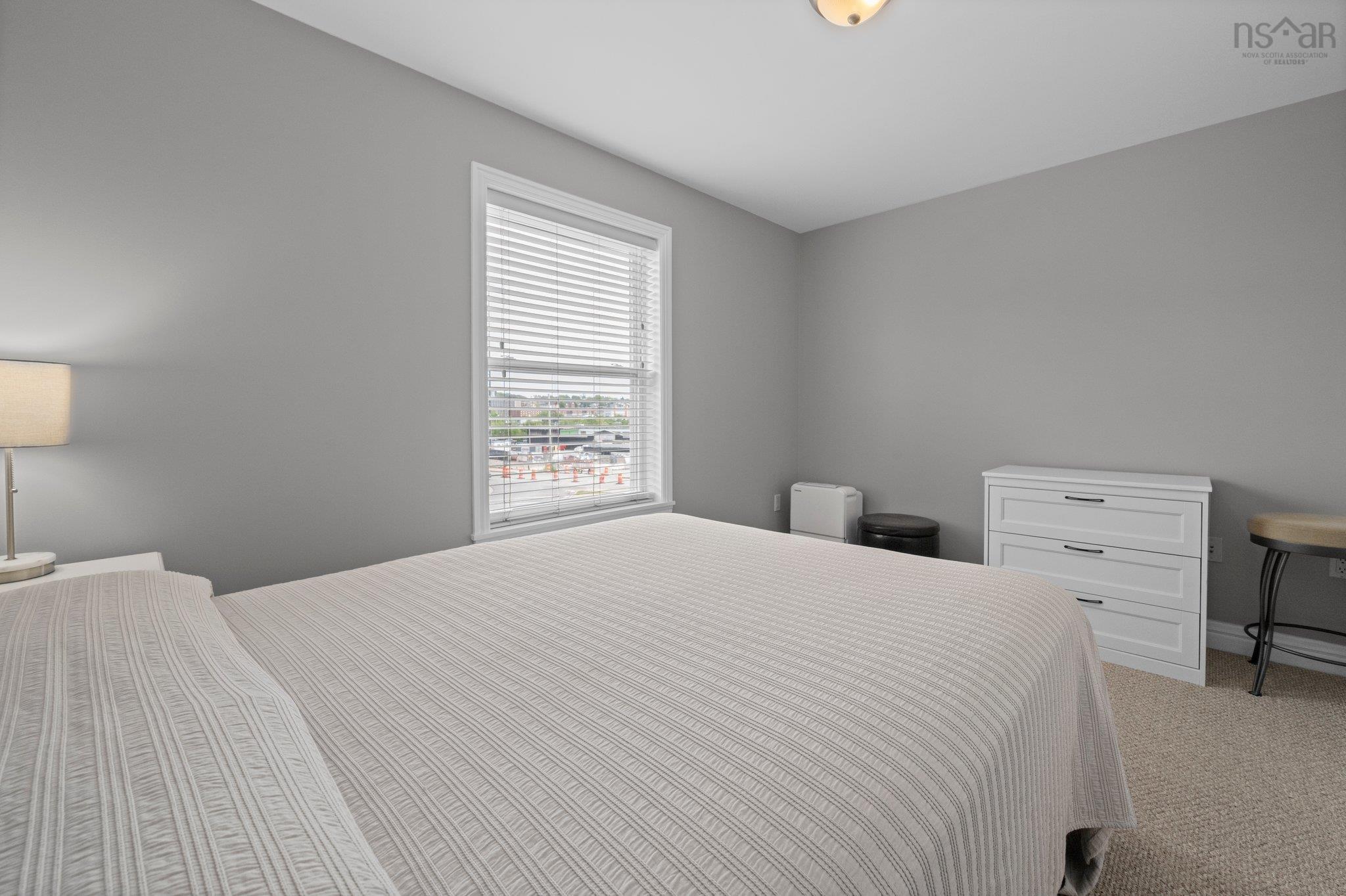 $339,900.00: 201 52 Irishtown Road, Dartmouth