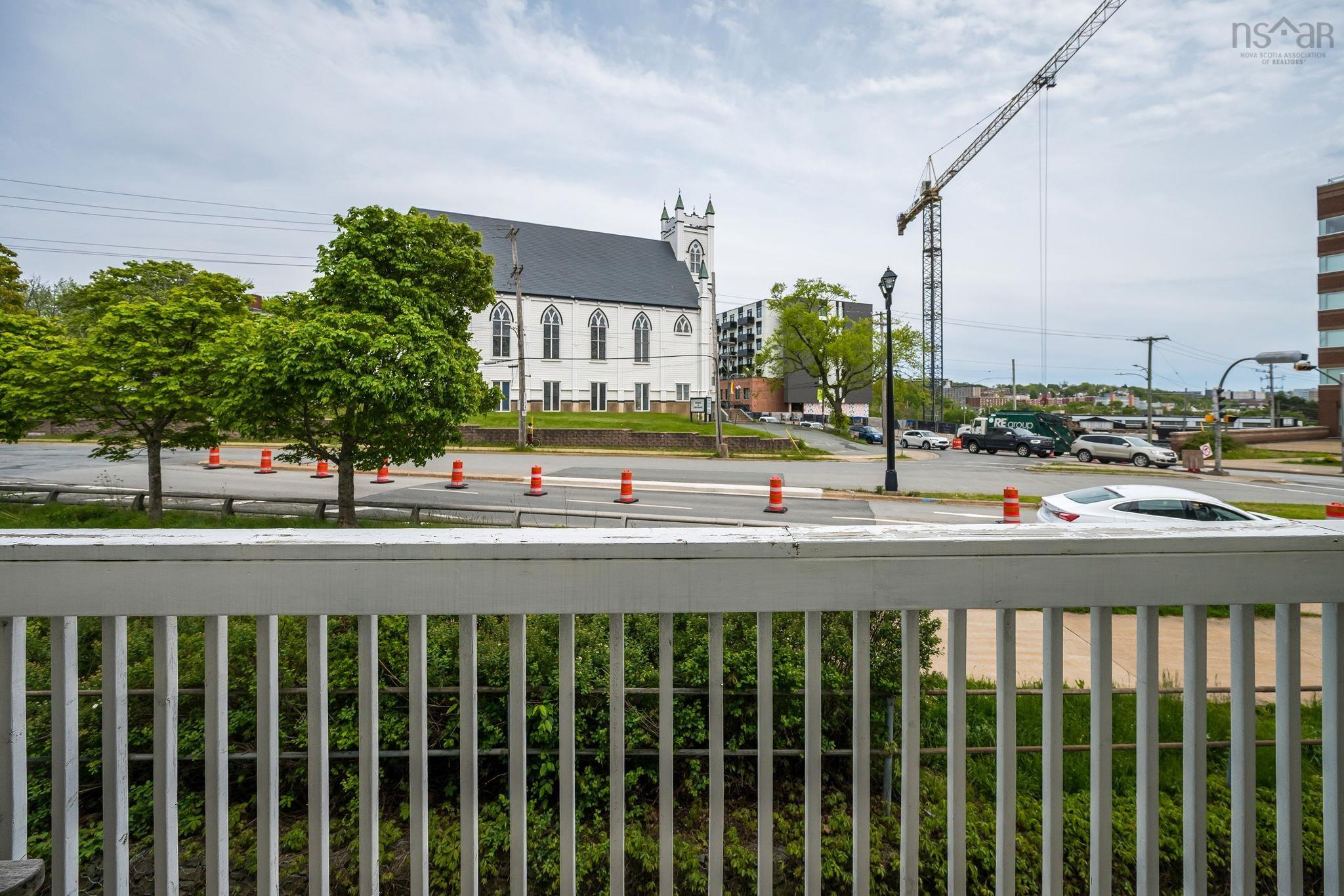 $339,900.00: 201 52 Irishtown Road, Dartmouth