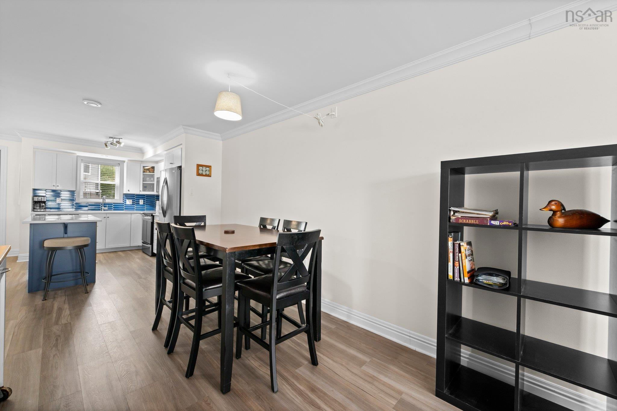 $339,900.00: 201 52 Irishtown Road, Dartmouth