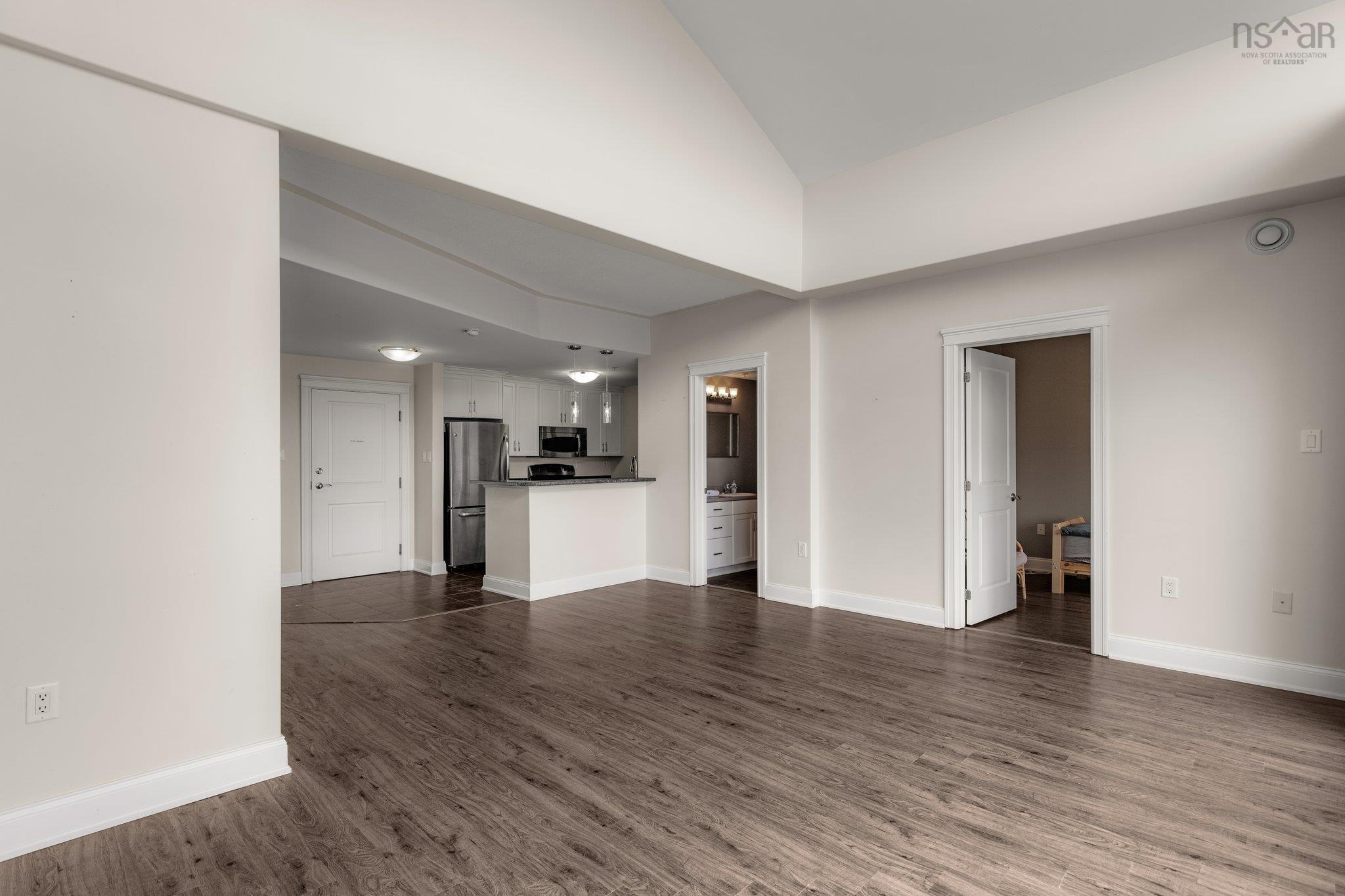$475,000.00: 1207 60 Walter Havill Drive, Halifax