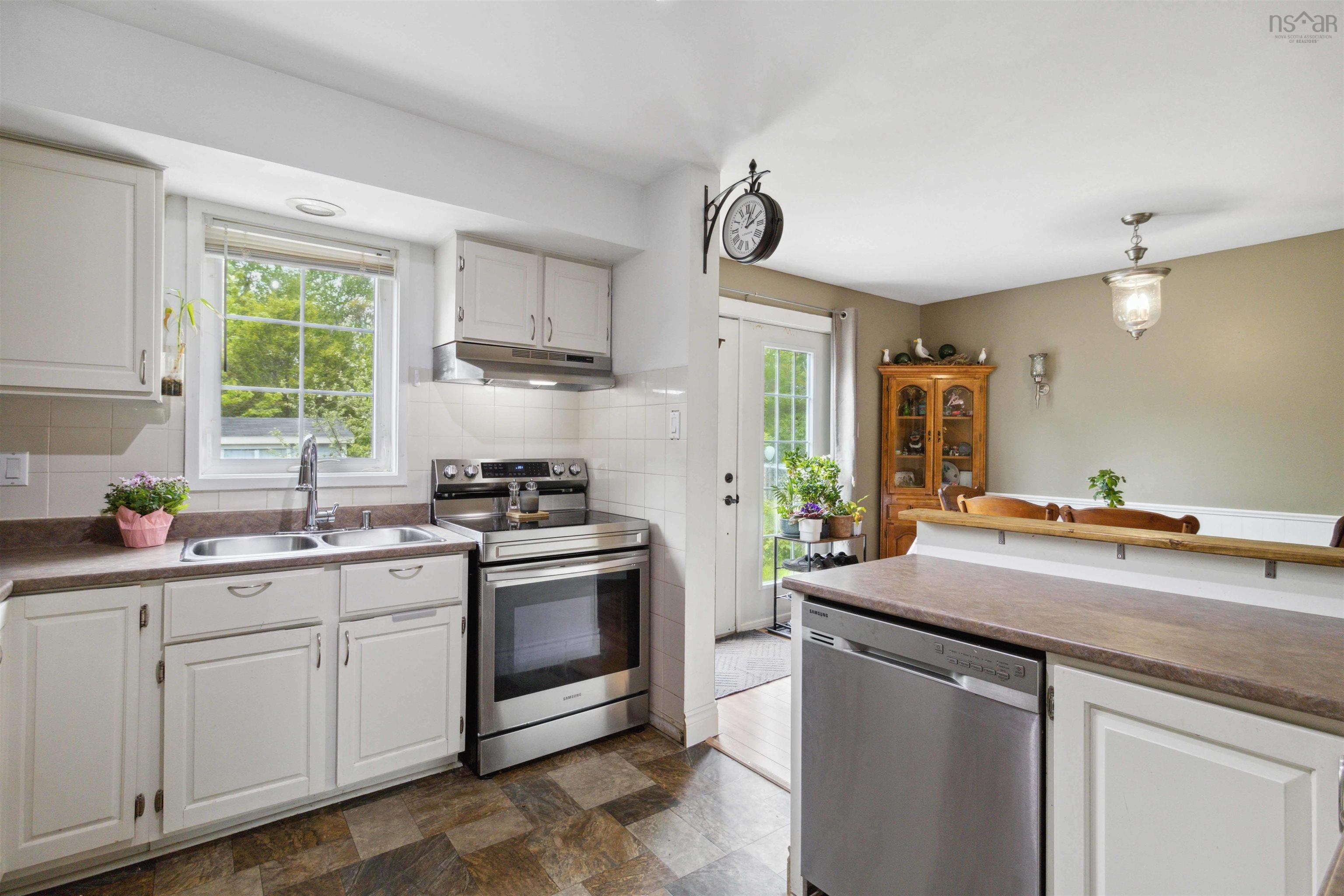 $399,900.00: 264 Flying Cloud Drive, Cole Harbour