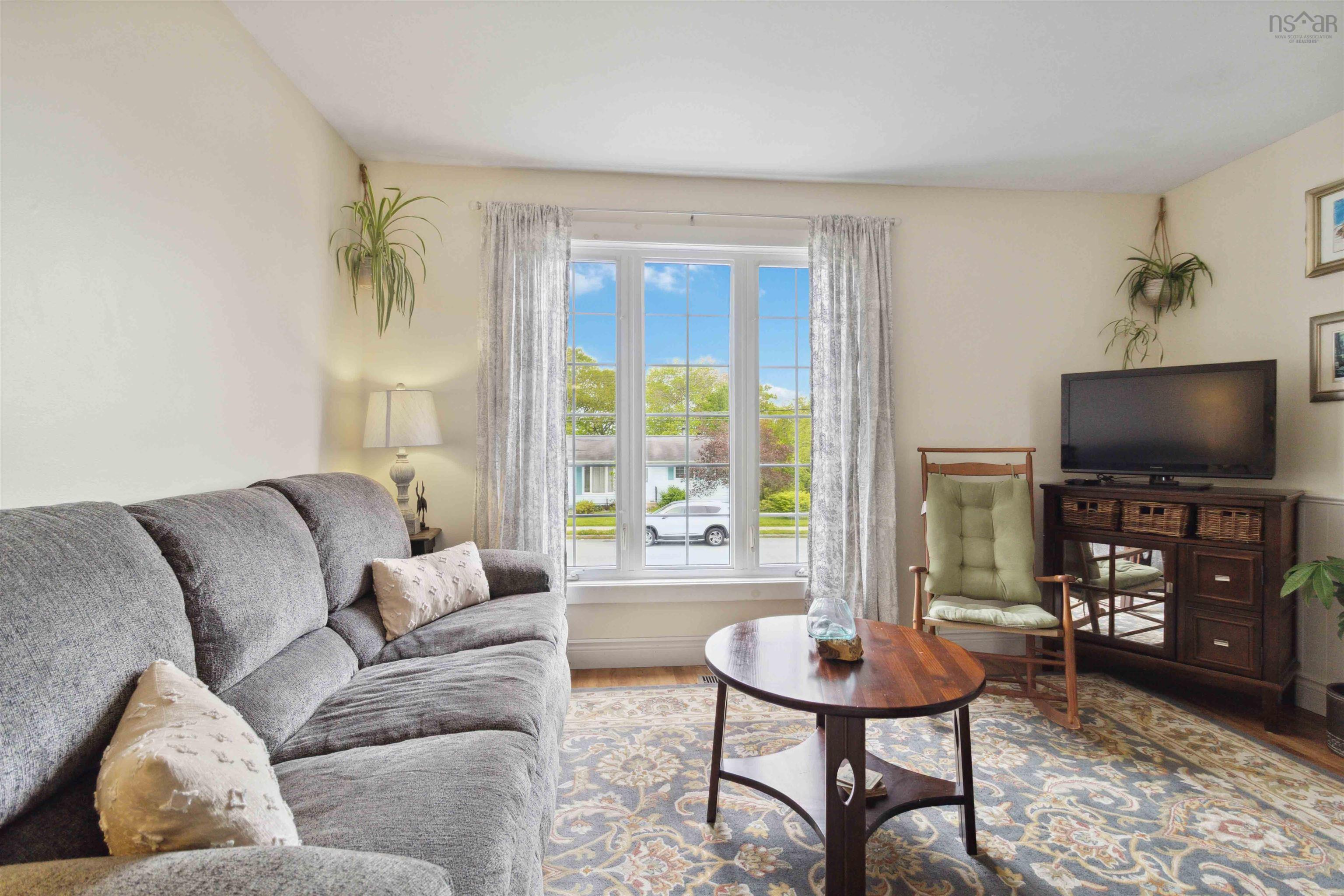 $399,900.00: 264 Flying Cloud Drive, Cole Harbour
