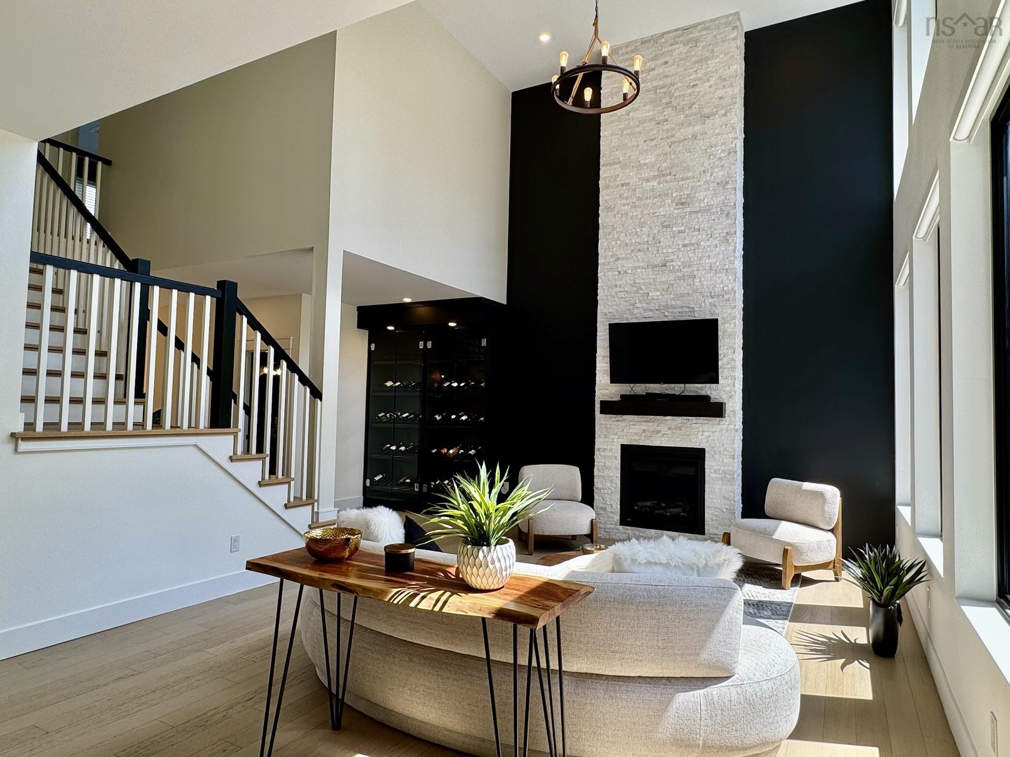 $1,598,800.00: 49 Crownridge Drive, West Bedford
