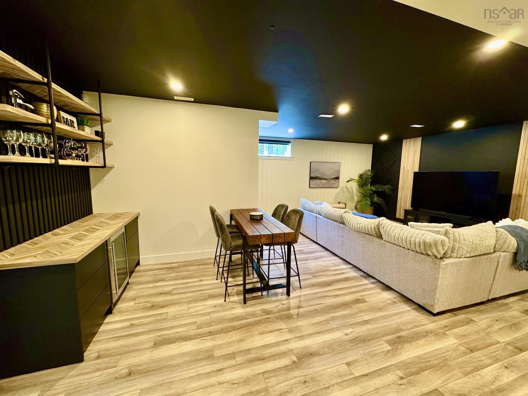 $1,598,800.00: 49 Crownridge Drive, West Bedford
