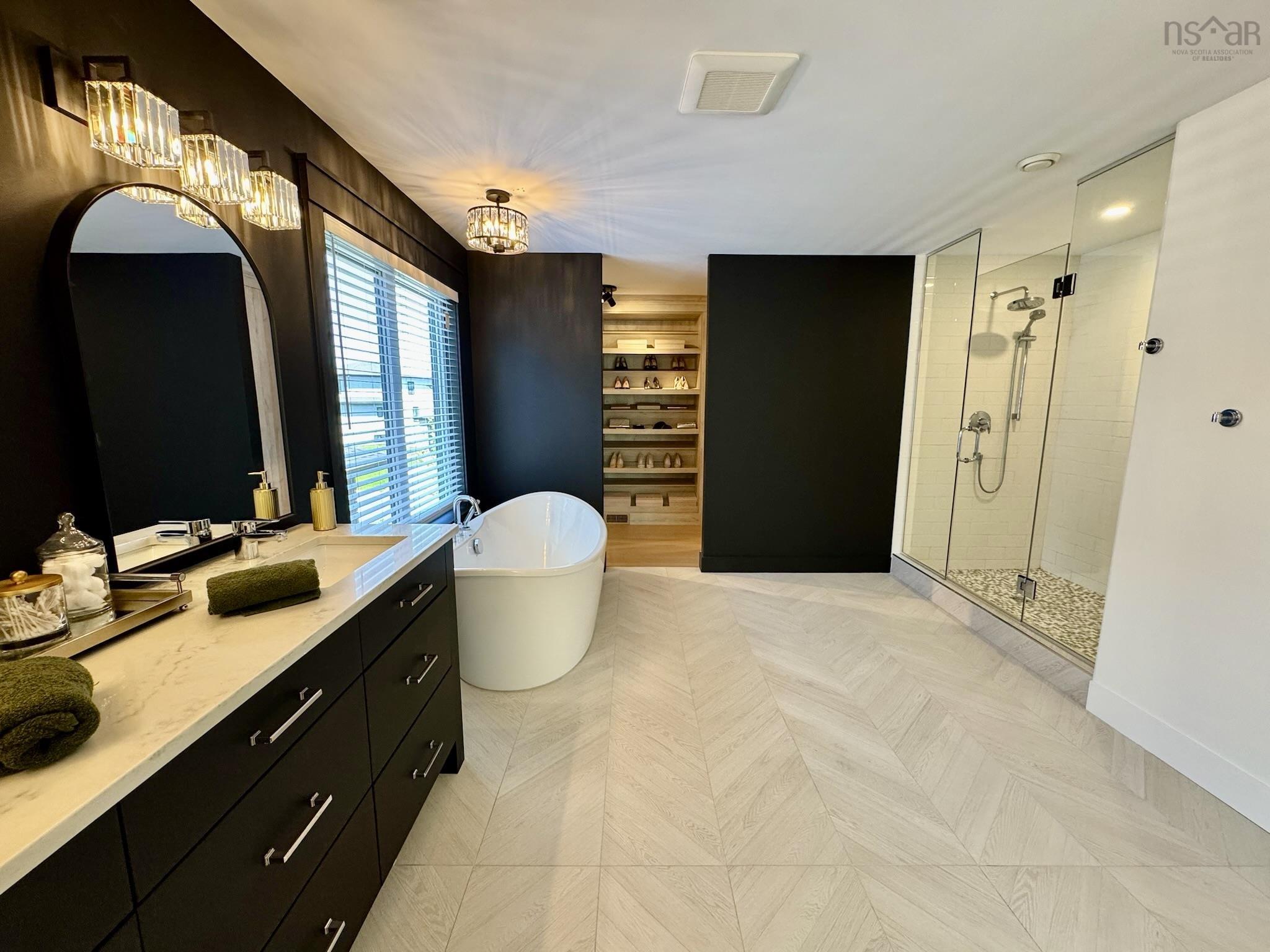 $1,598,800.00: 49 Crownridge Drive, West Bedford