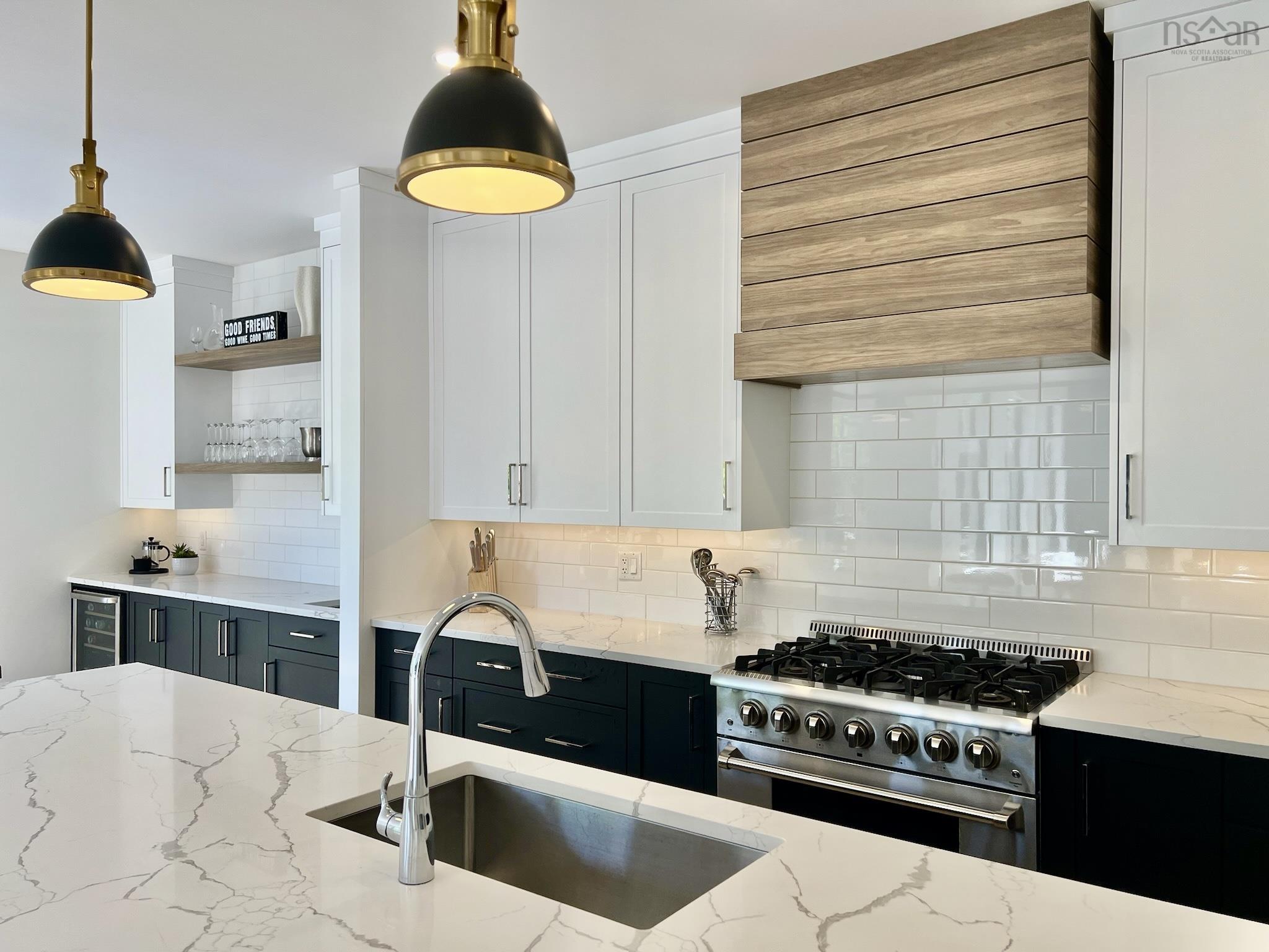 $1,598,800.00: 49 Crownridge Drive, West Bedford