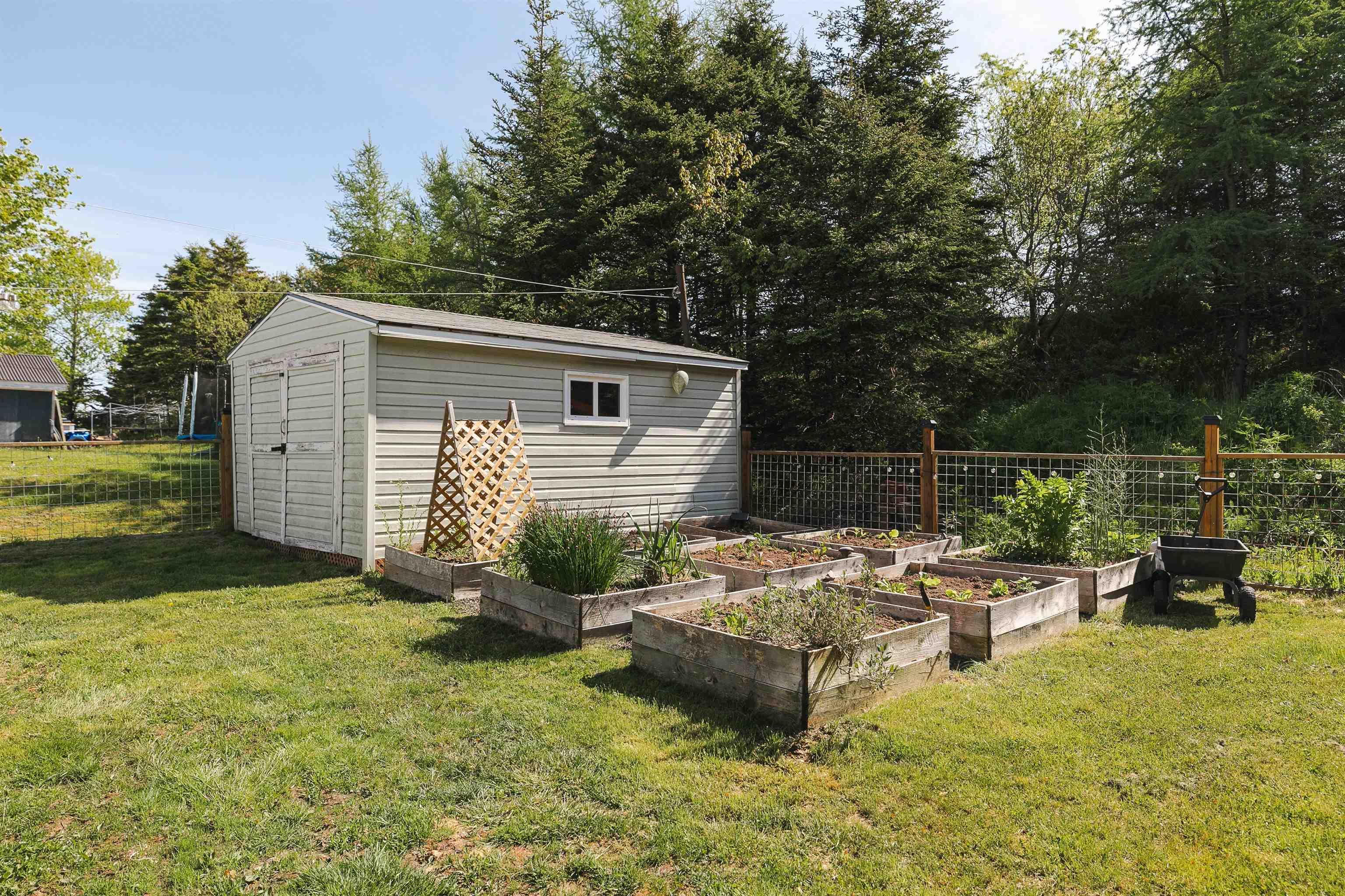 $474,900.00: 2358 Prospect Road, Hatchet Lake