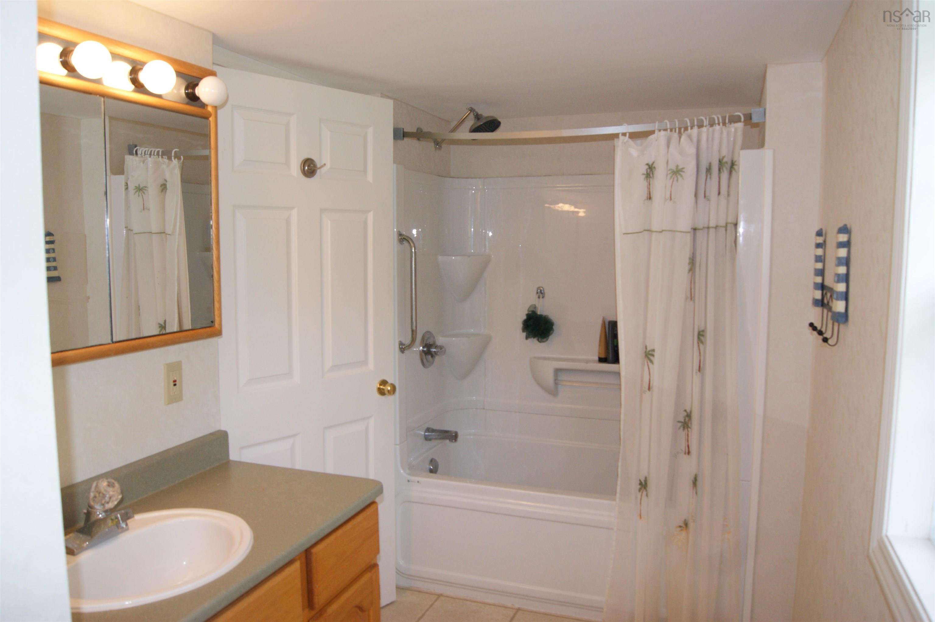$480,000.00: 1011 Highway 205, Baddeck Bay