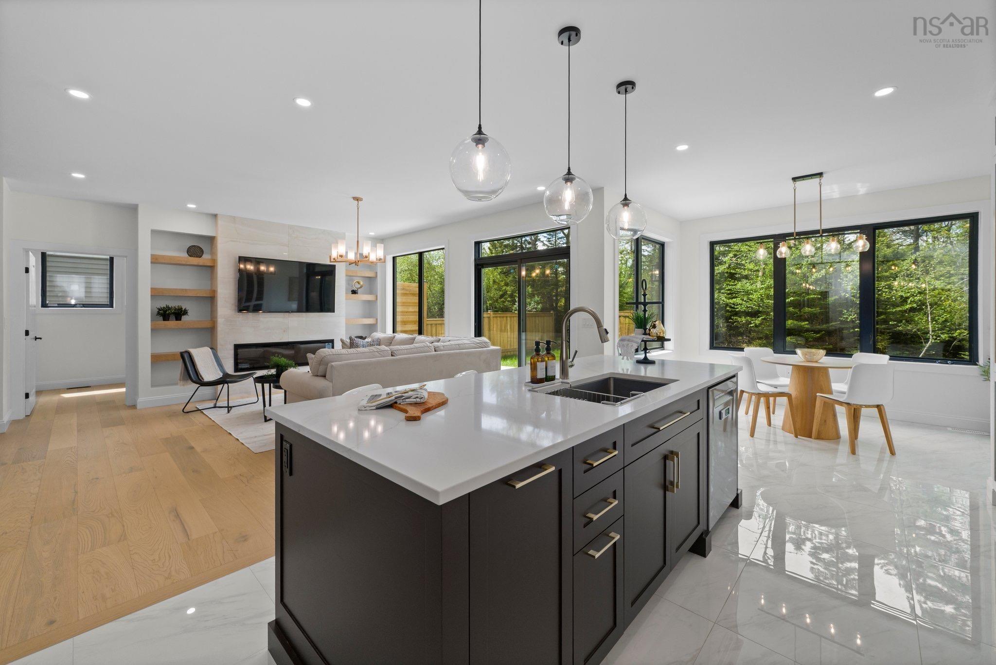 $1,529,900.00: 129 Bently Drive, Halifax