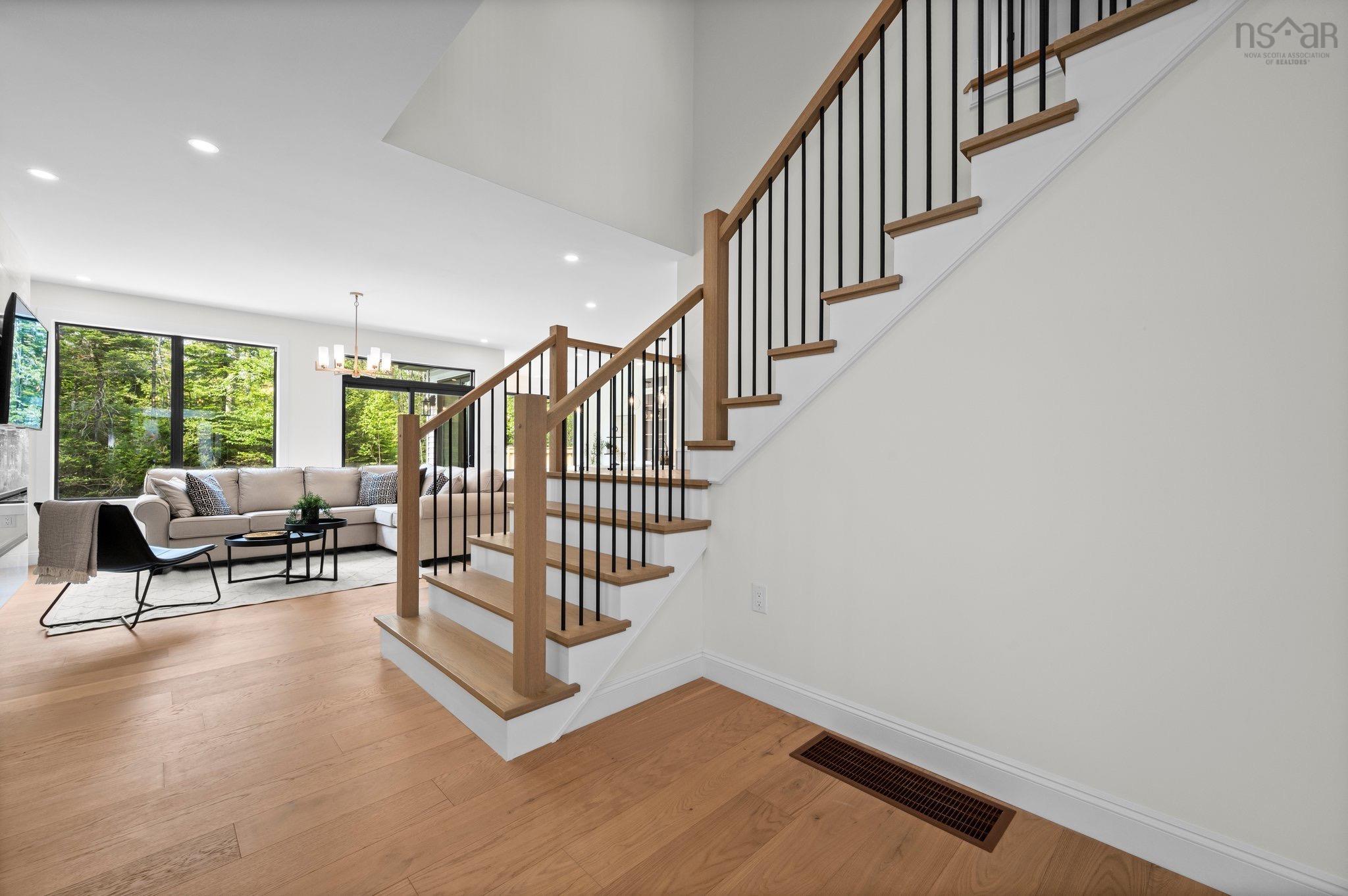 $1,529,900.00: 129 Bently Drive, Halifax