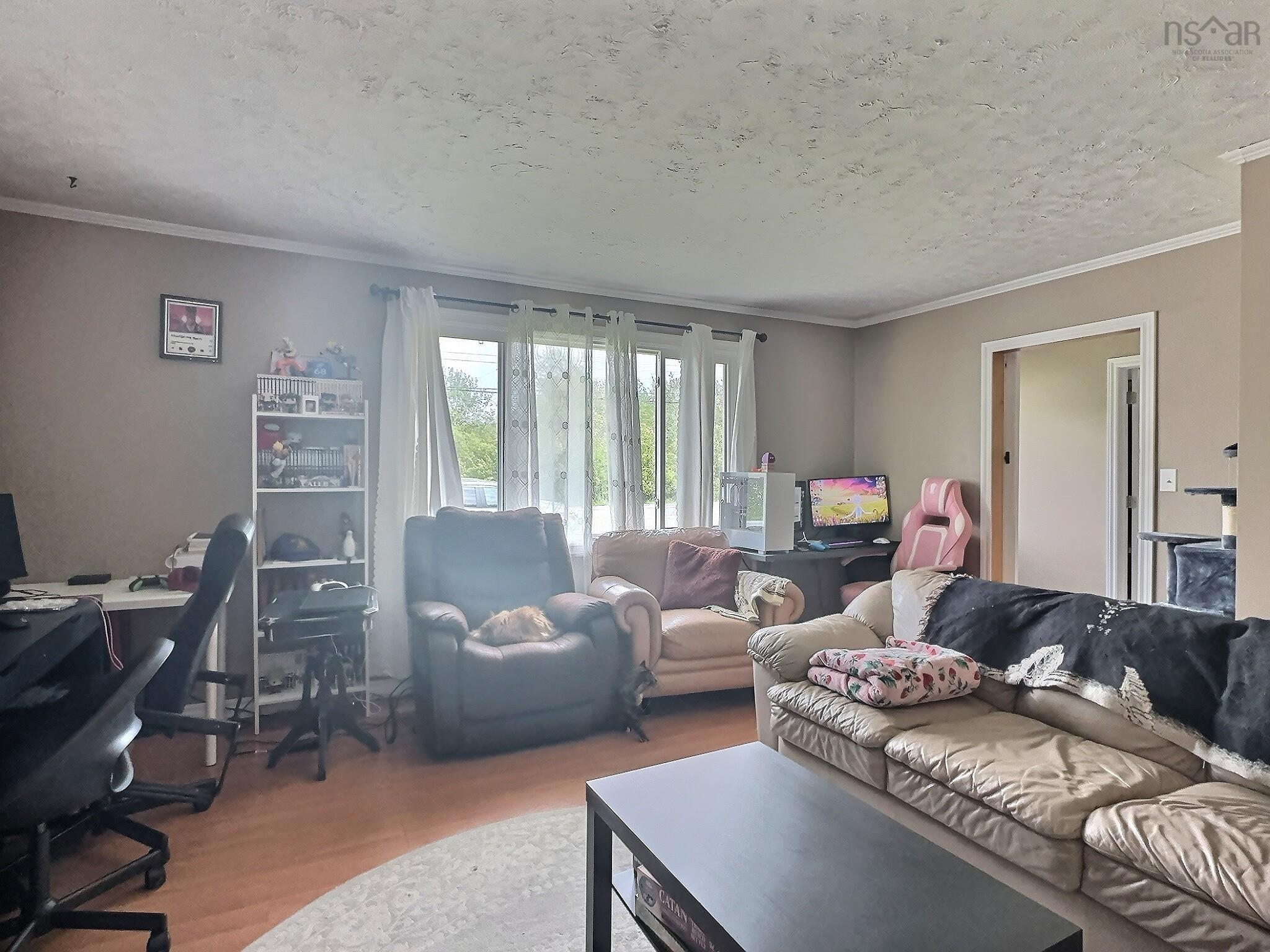 $348,000.00: 176 277 Highway, Lantz
