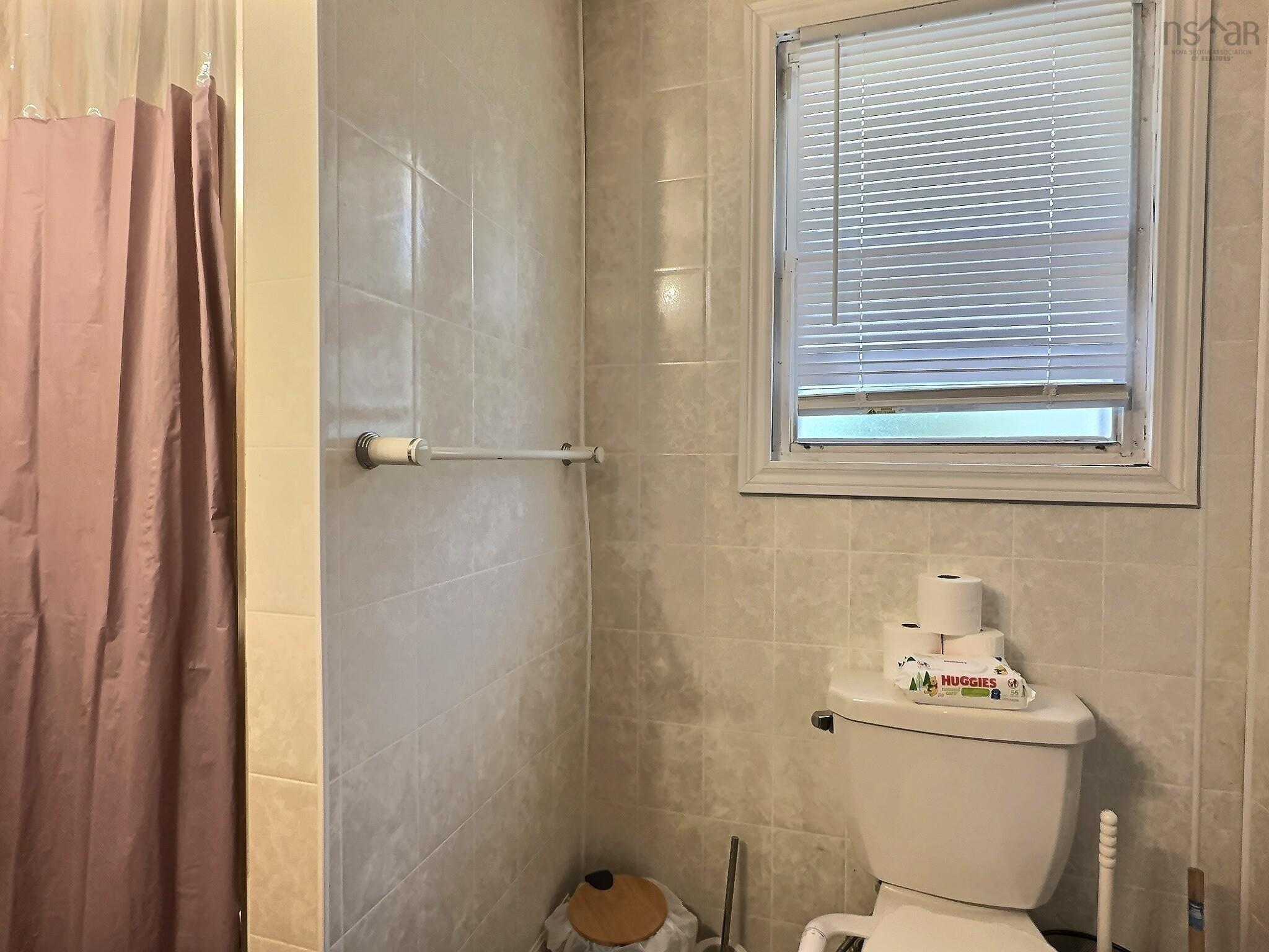 $348,000.00: 176 277 Highway, Lantz