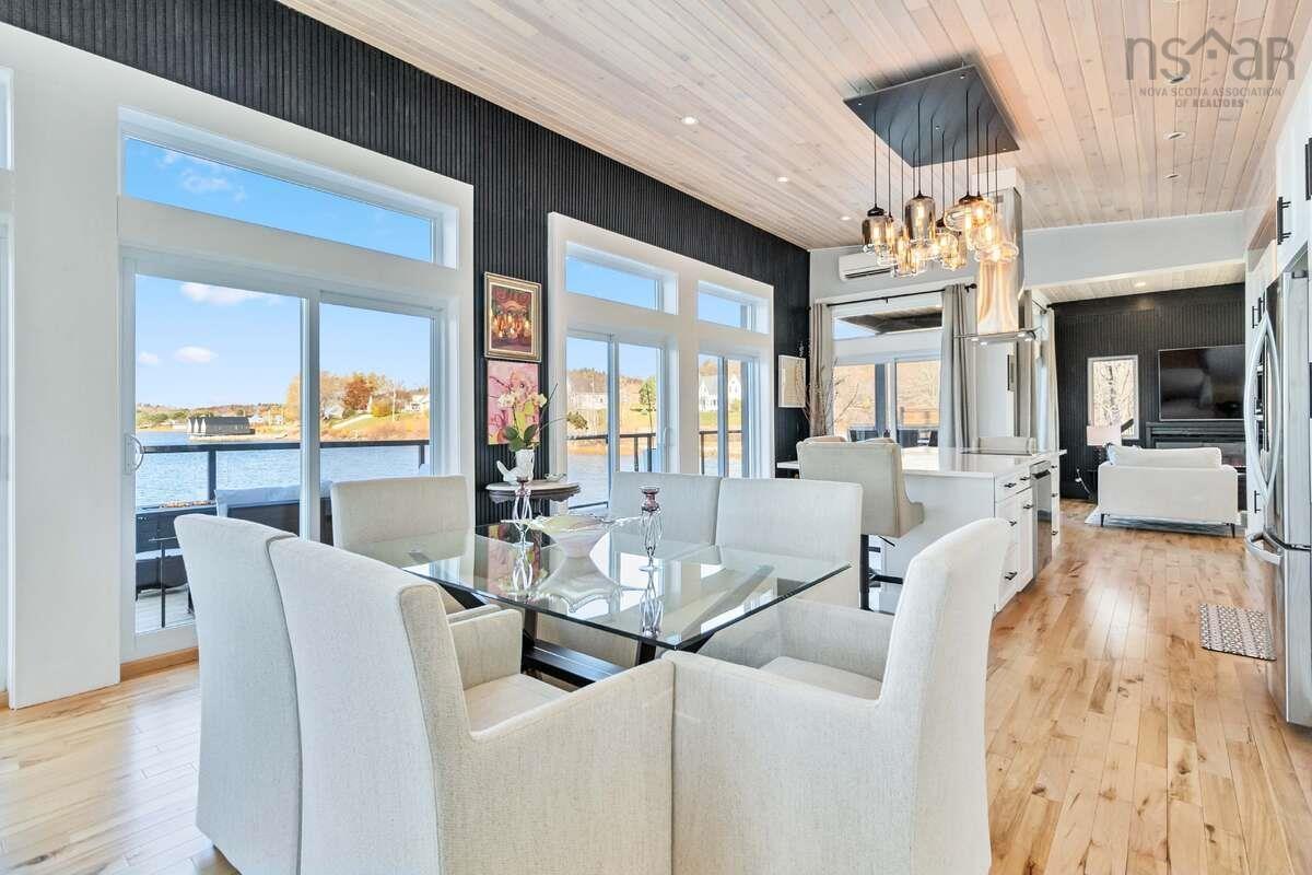 $785,000.00: 2 693 Masons Beach Road, First South