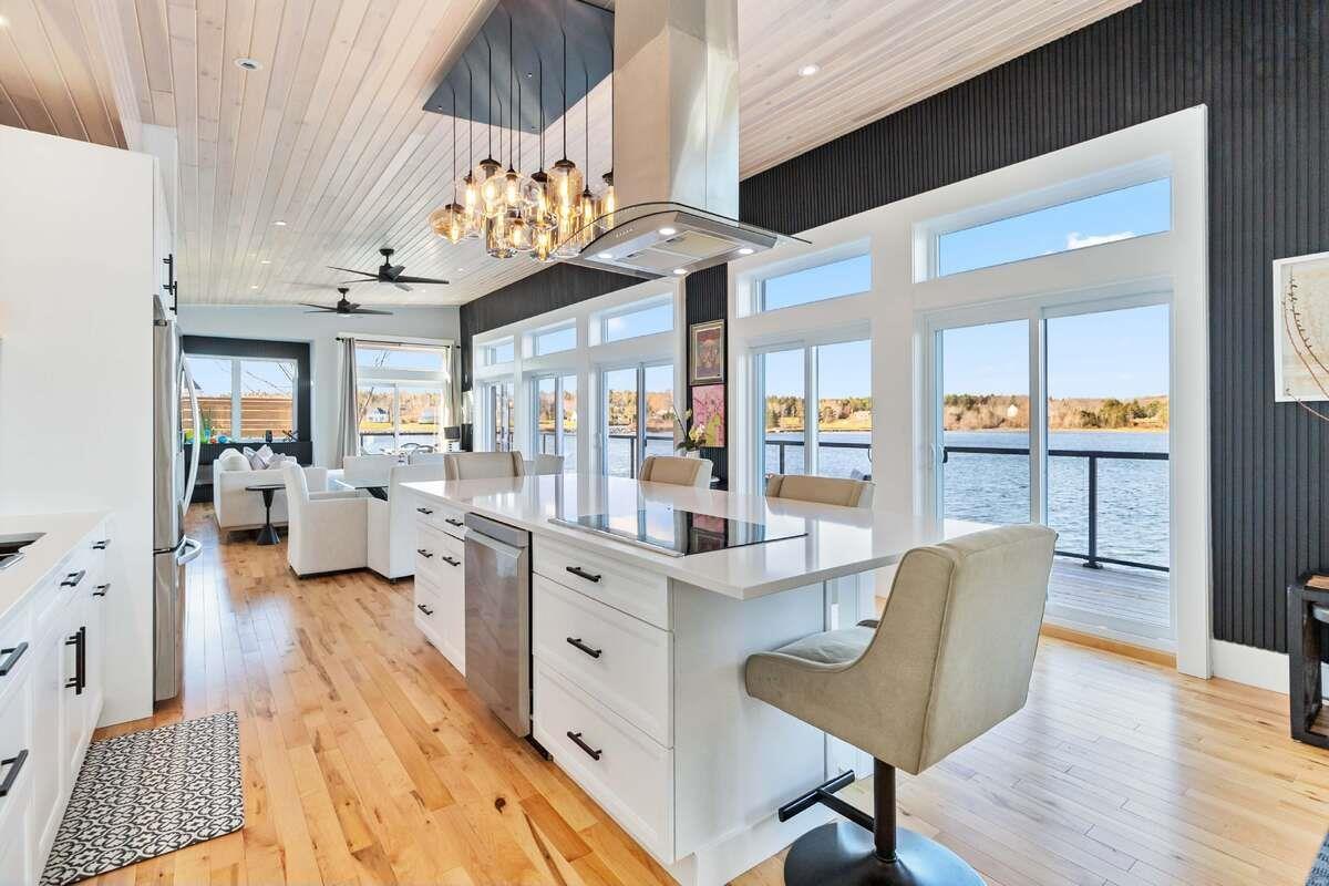 $785,000.00: 2 693 Masons Beach Road, First South