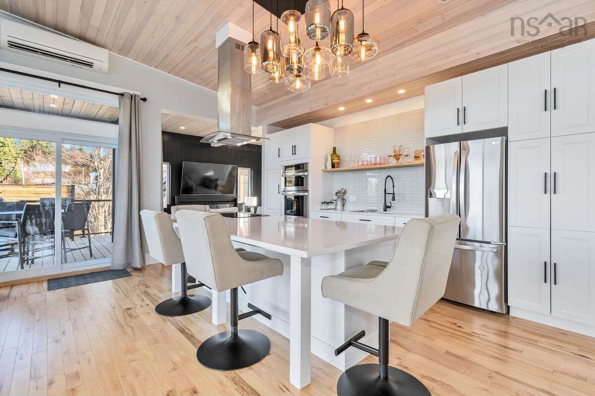 $785,000.00: 2 693 Masons Beach Road, First South