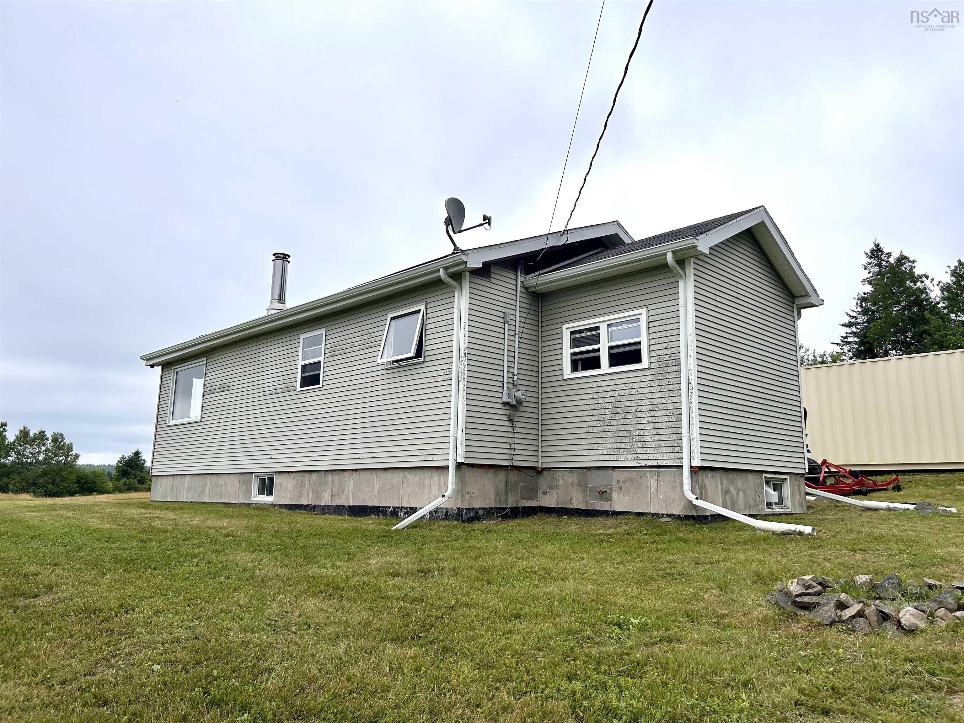 $199,900.00: 200 Gilroy Road, Leamington
