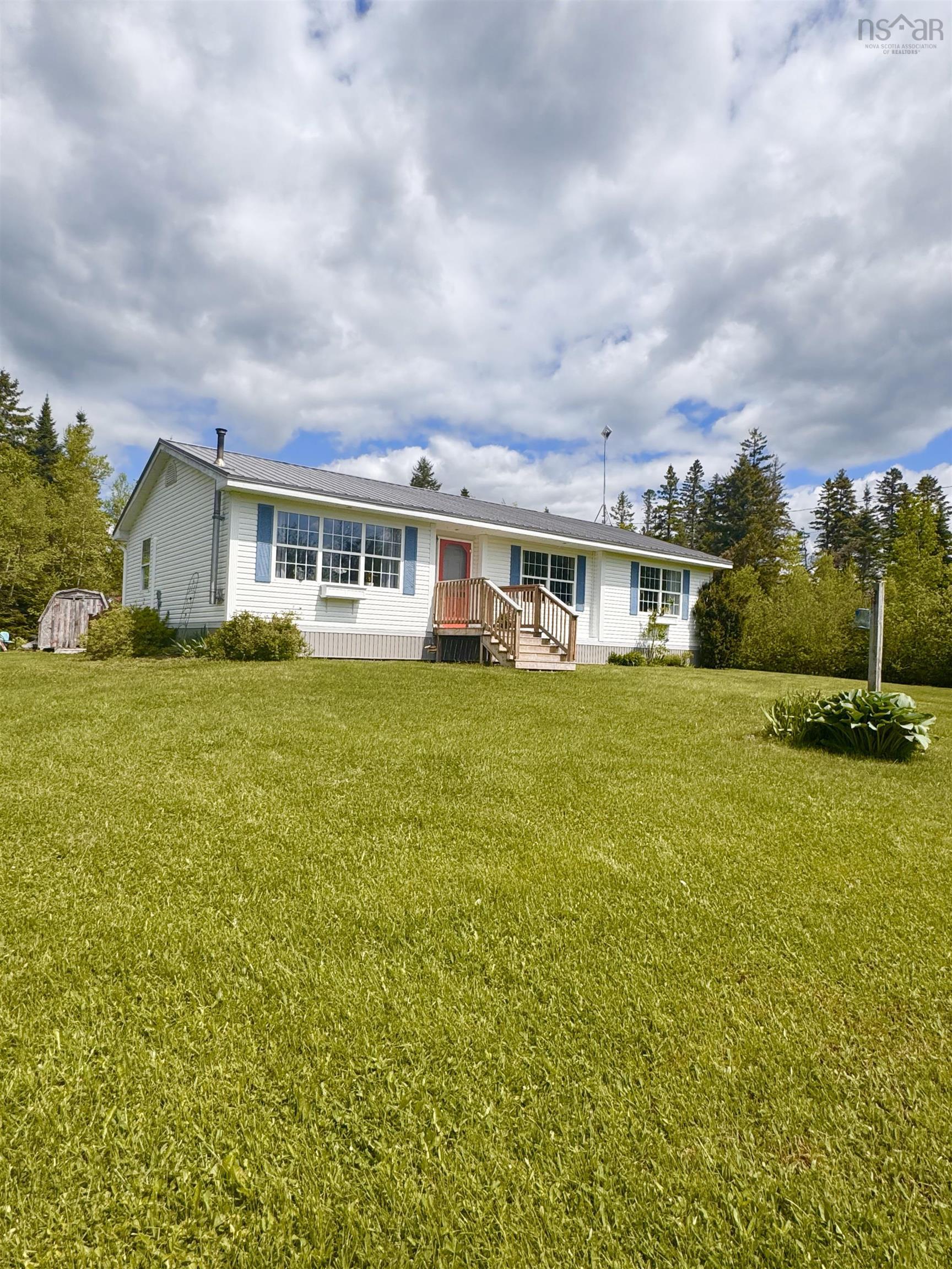 $249,900.00: 111 MacKay Road, Millbrook